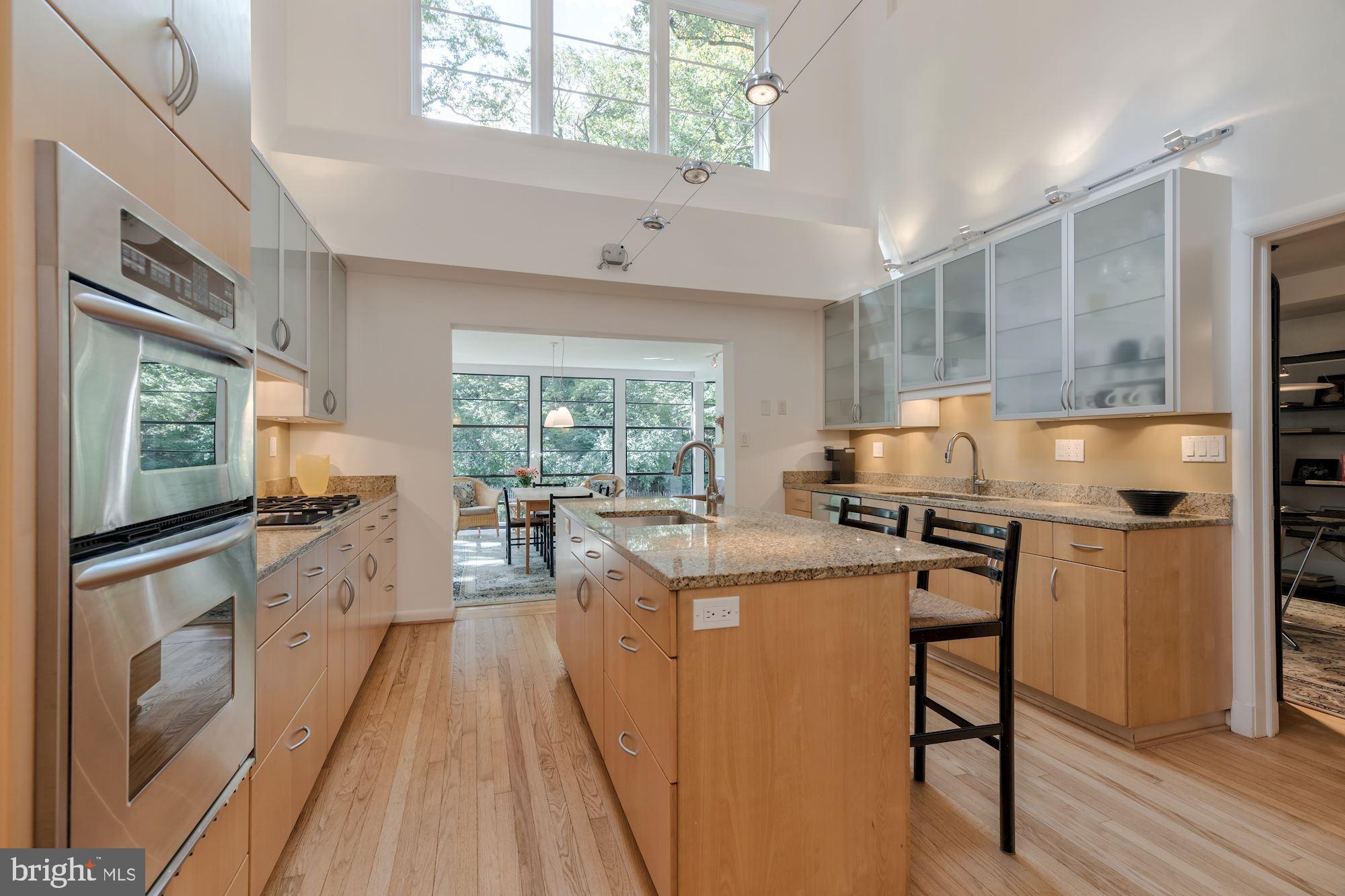 RIVERWOOD - Residential