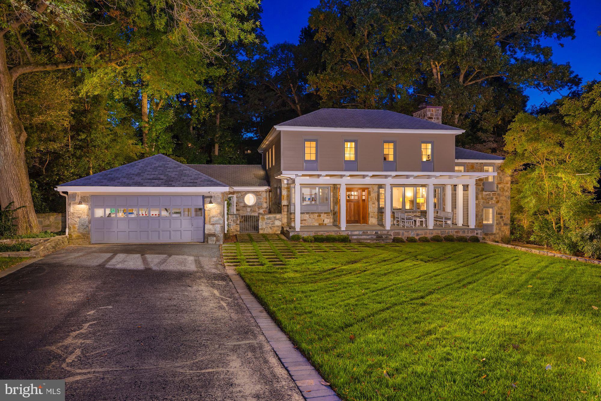 RIVERWOOD - Residential