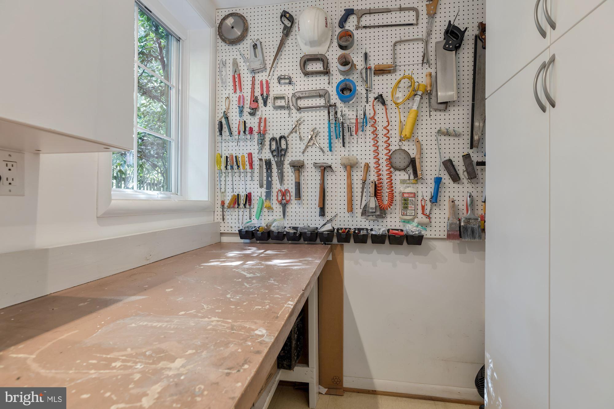 RIVERWOOD - Residential