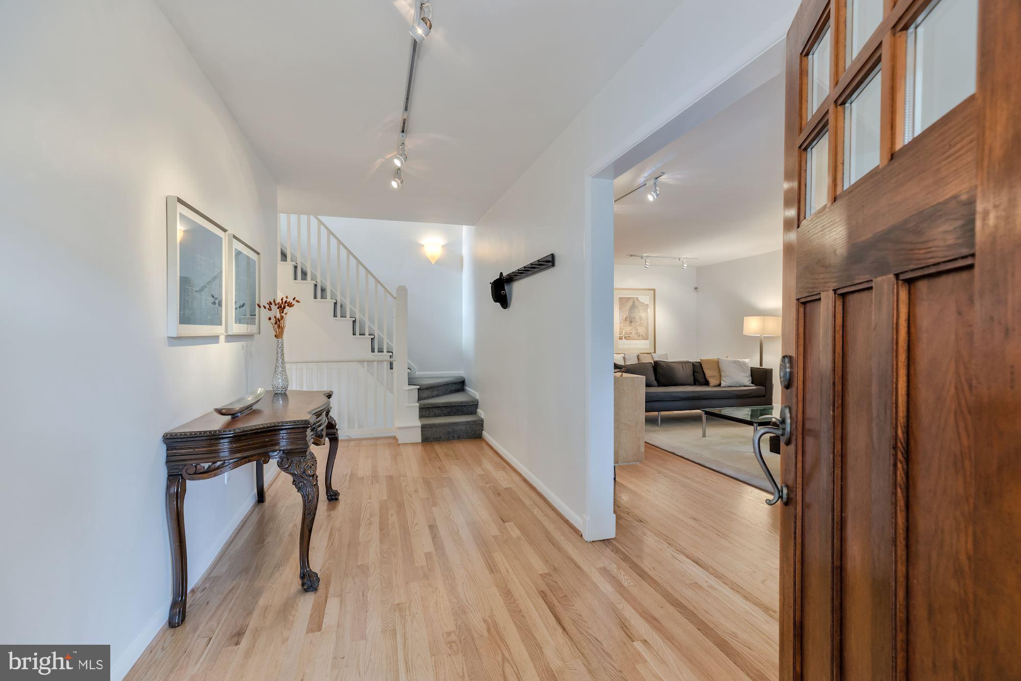 RIVERWOOD - Residential