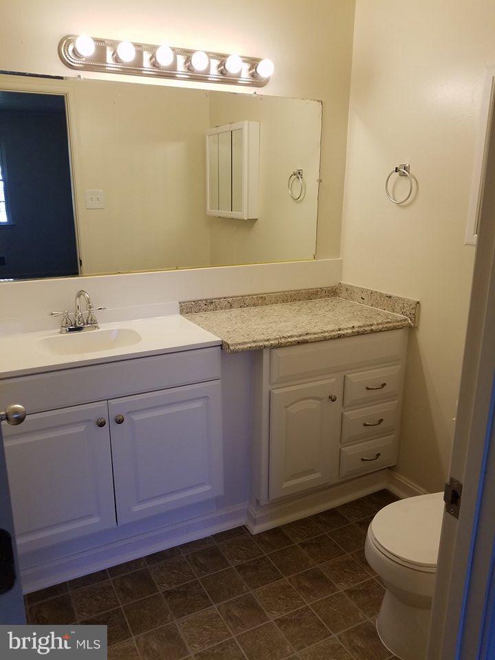 JEFFERSON PLACE - Residential Lease