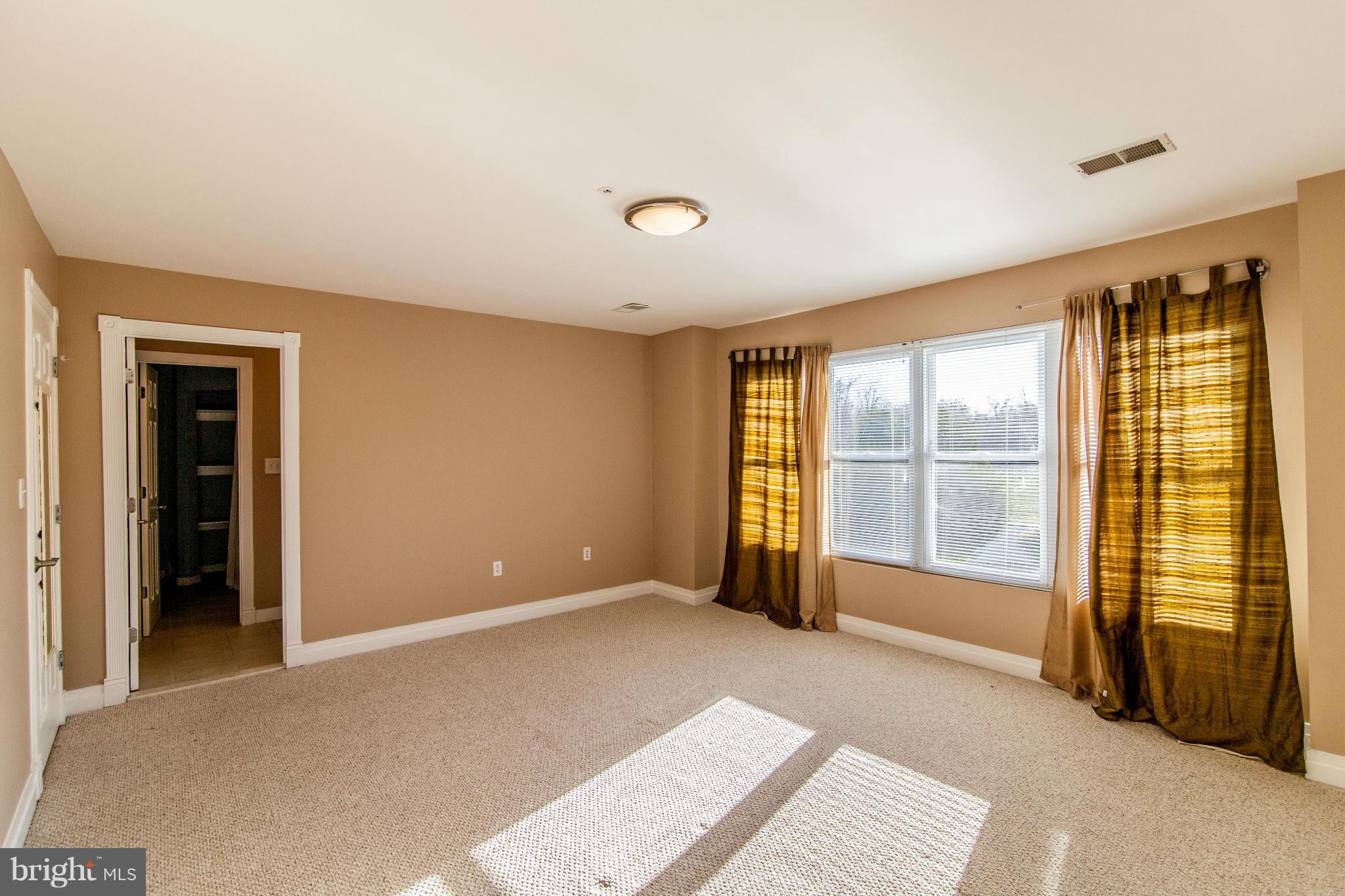 WOODMORE PLAT 7 - Residential Lease