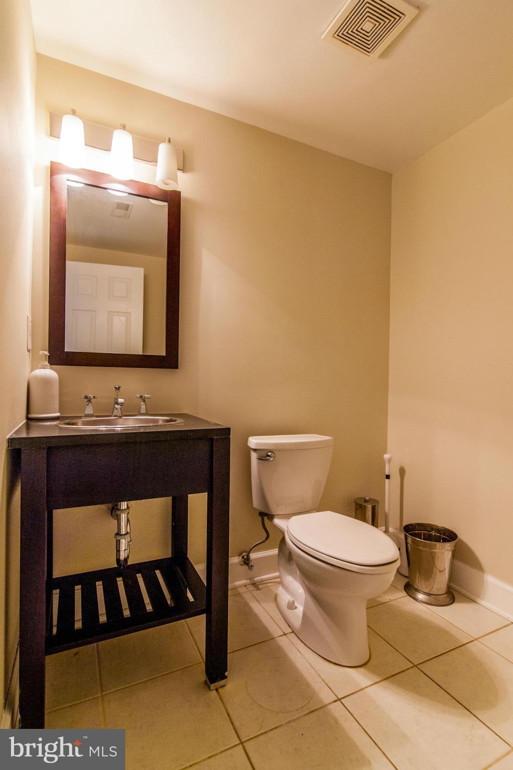 WOODMORE PLAT 7 - Residential Lease