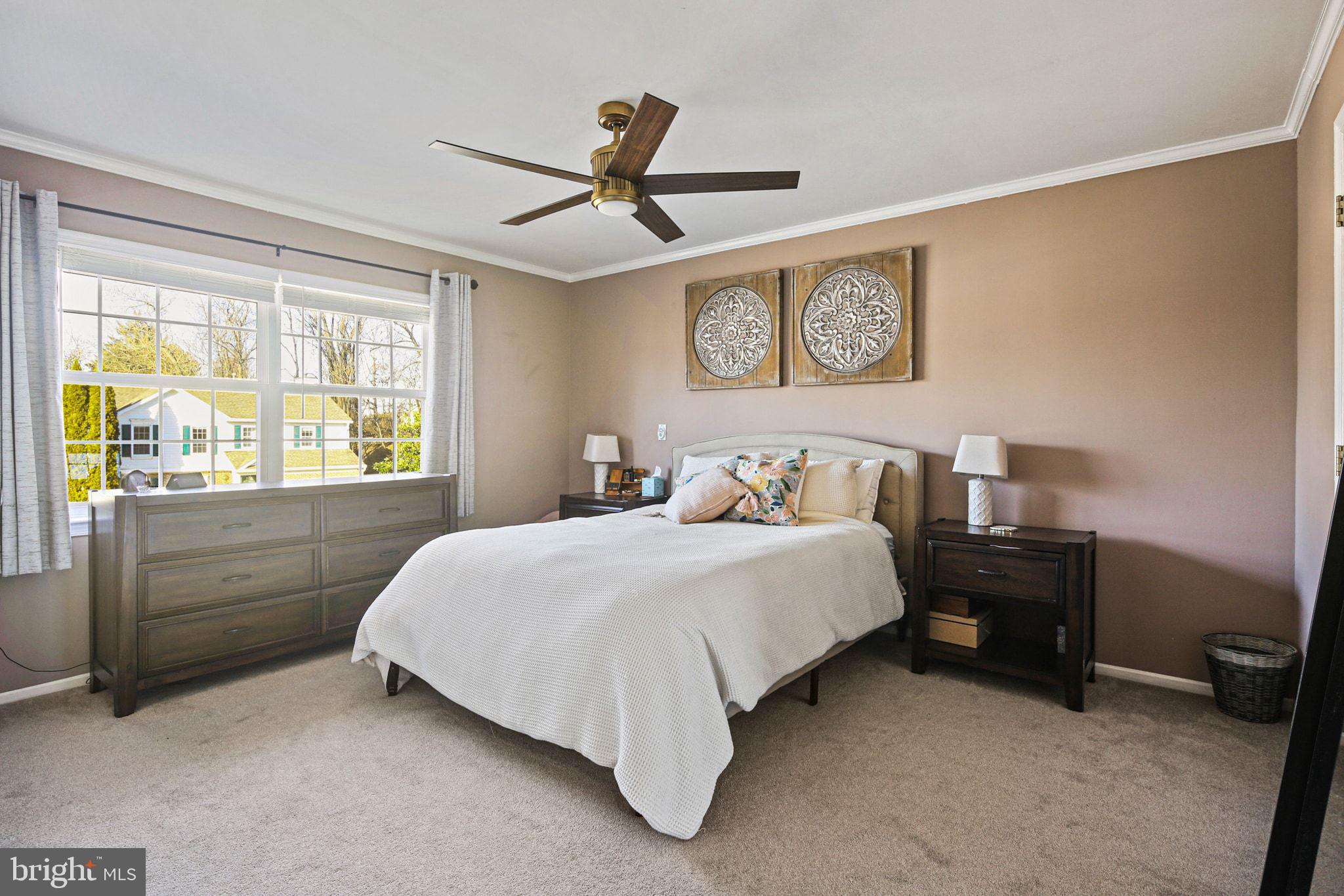 HINES ESTATES - Residential