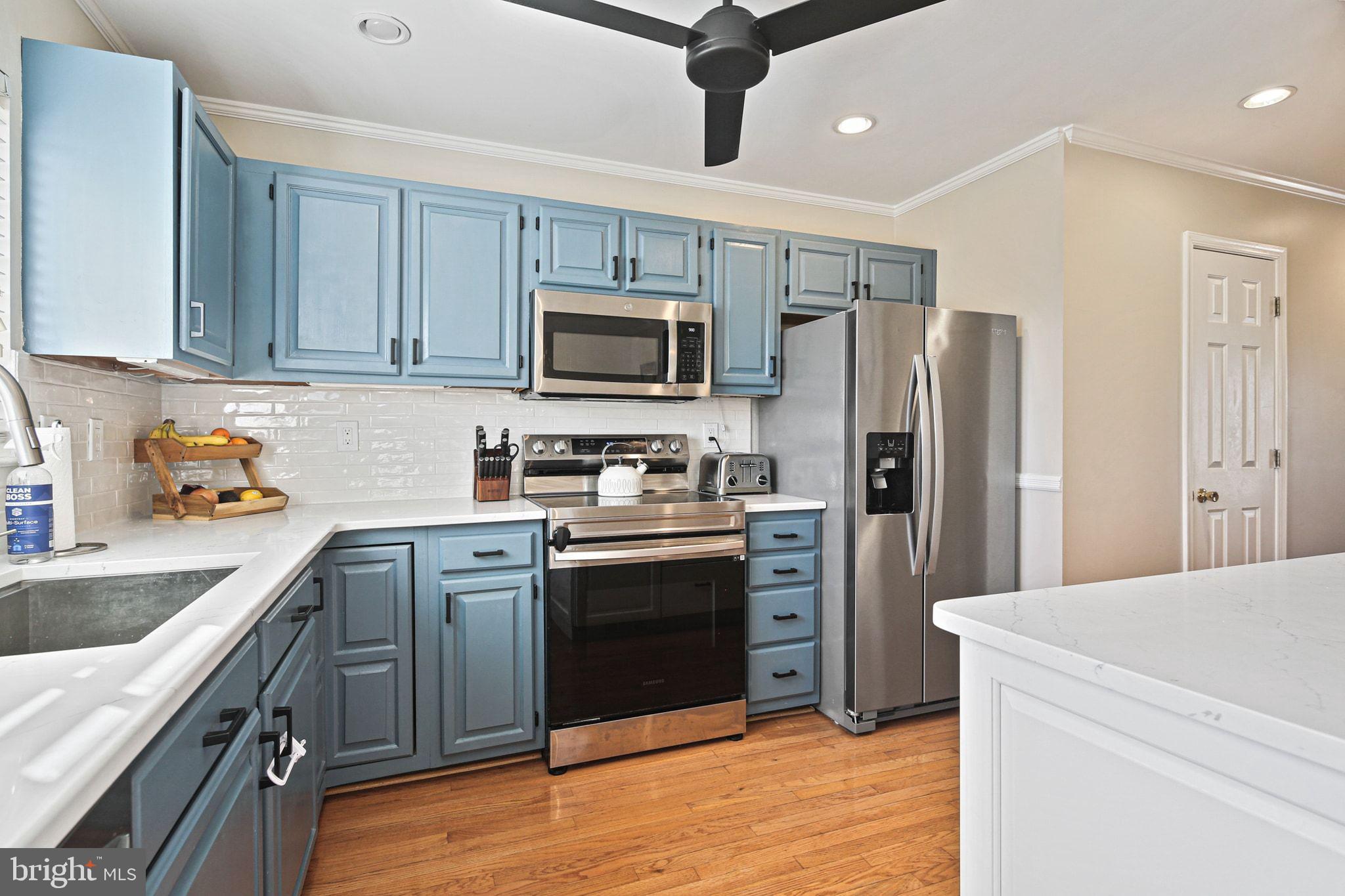 9333 HINES ESTATES DRIVE