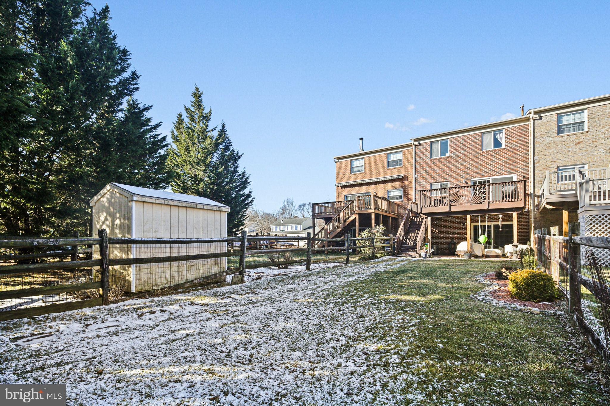 HINES ESTATES - Residential