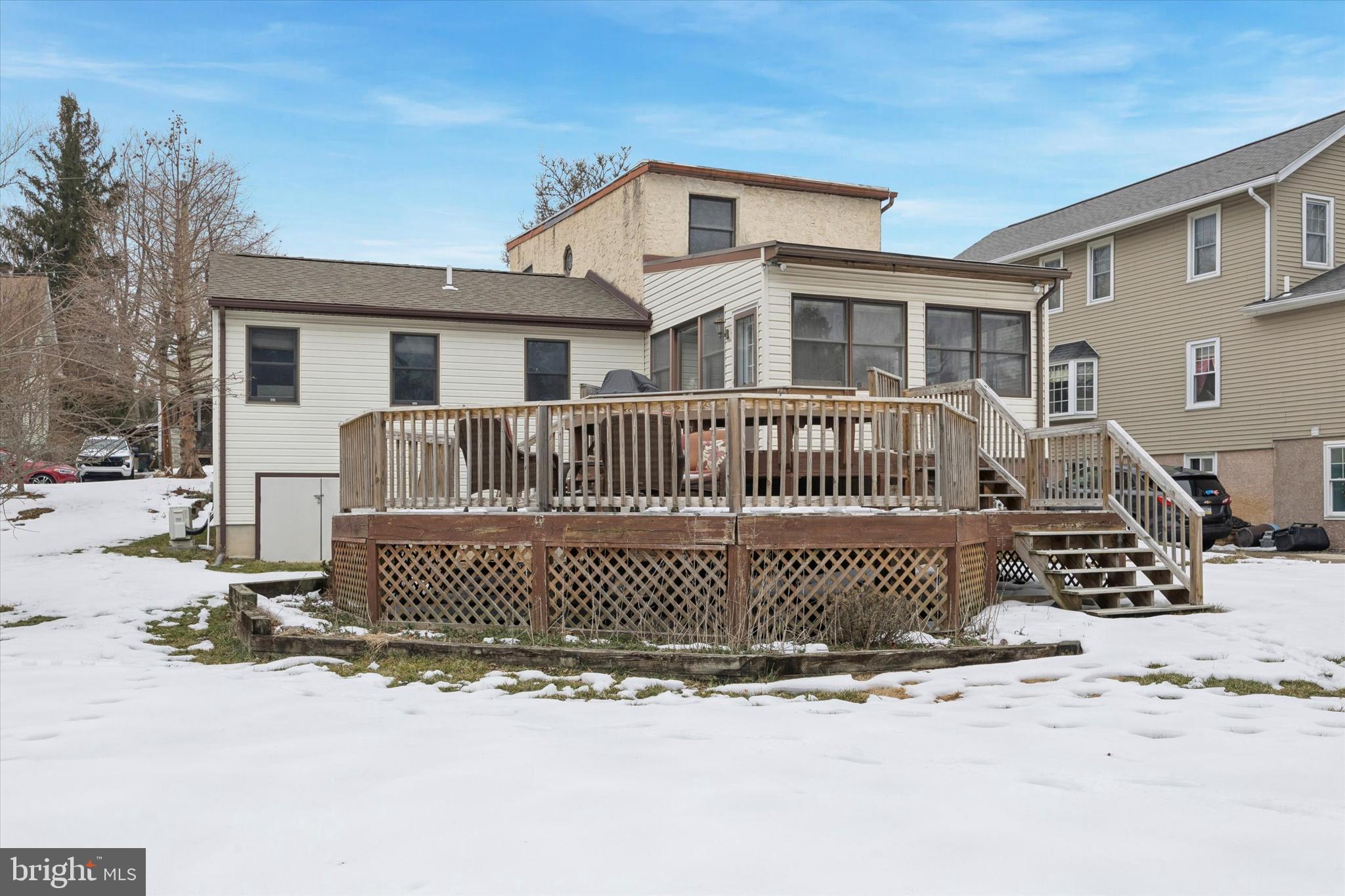 LAFAYETTE HILL - Residential