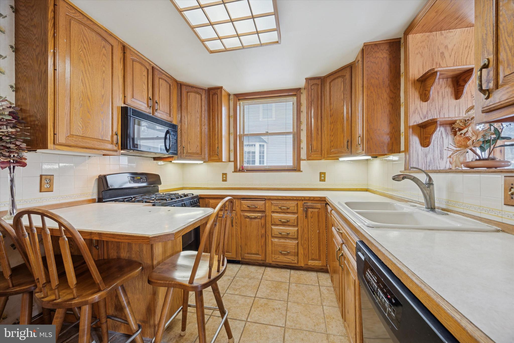 LAFAYETTE HILL - Residential