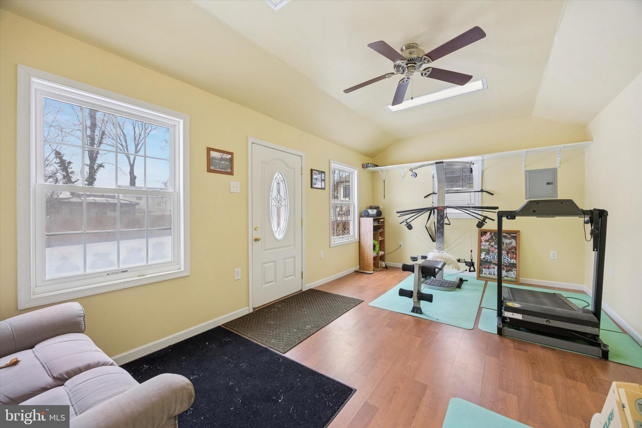 LAFAYETTE HILL - Residential