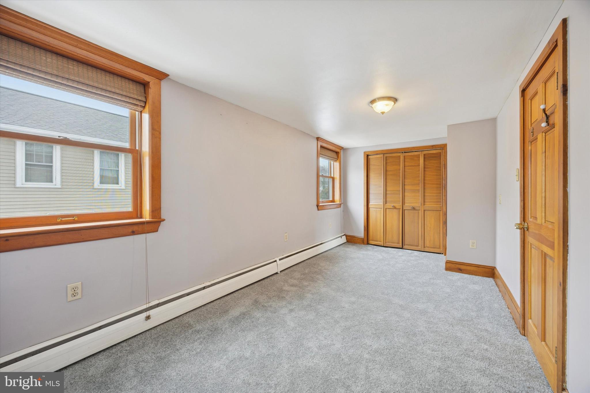 LAFAYETTE HILL - Residential