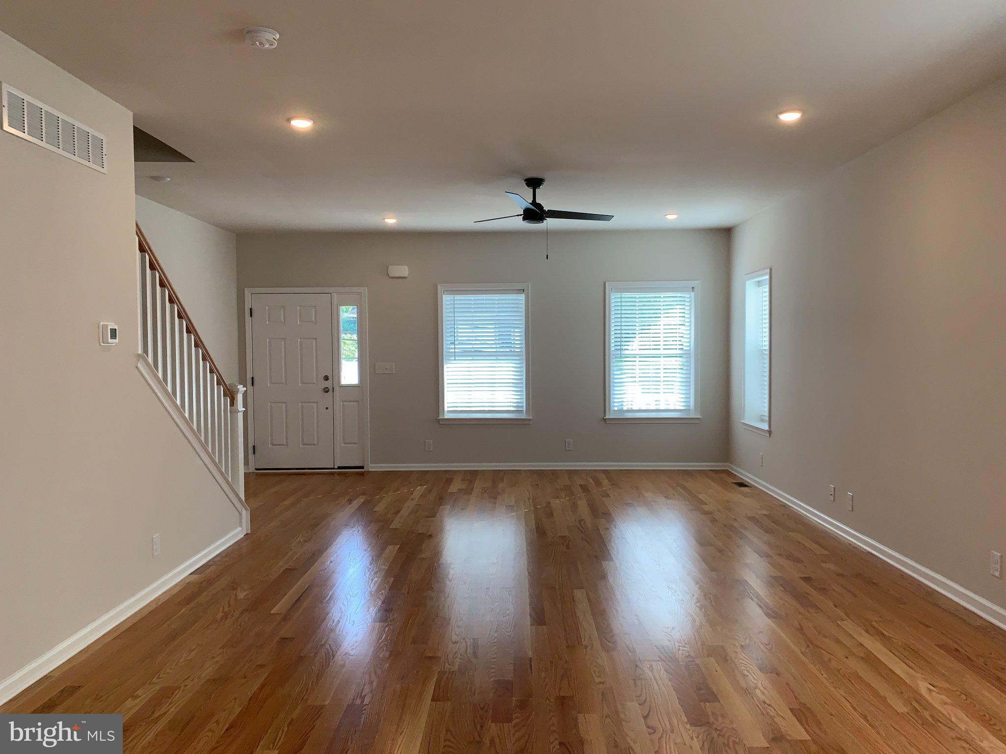 327 W MAPLE AVENUE 2