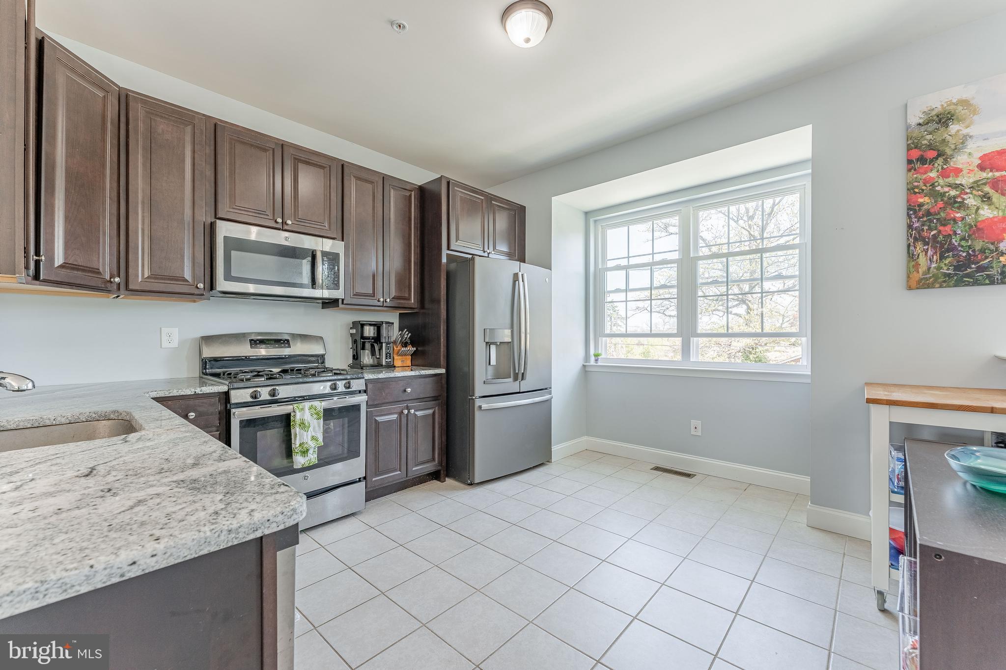 CEDAR COMMONS - Residential