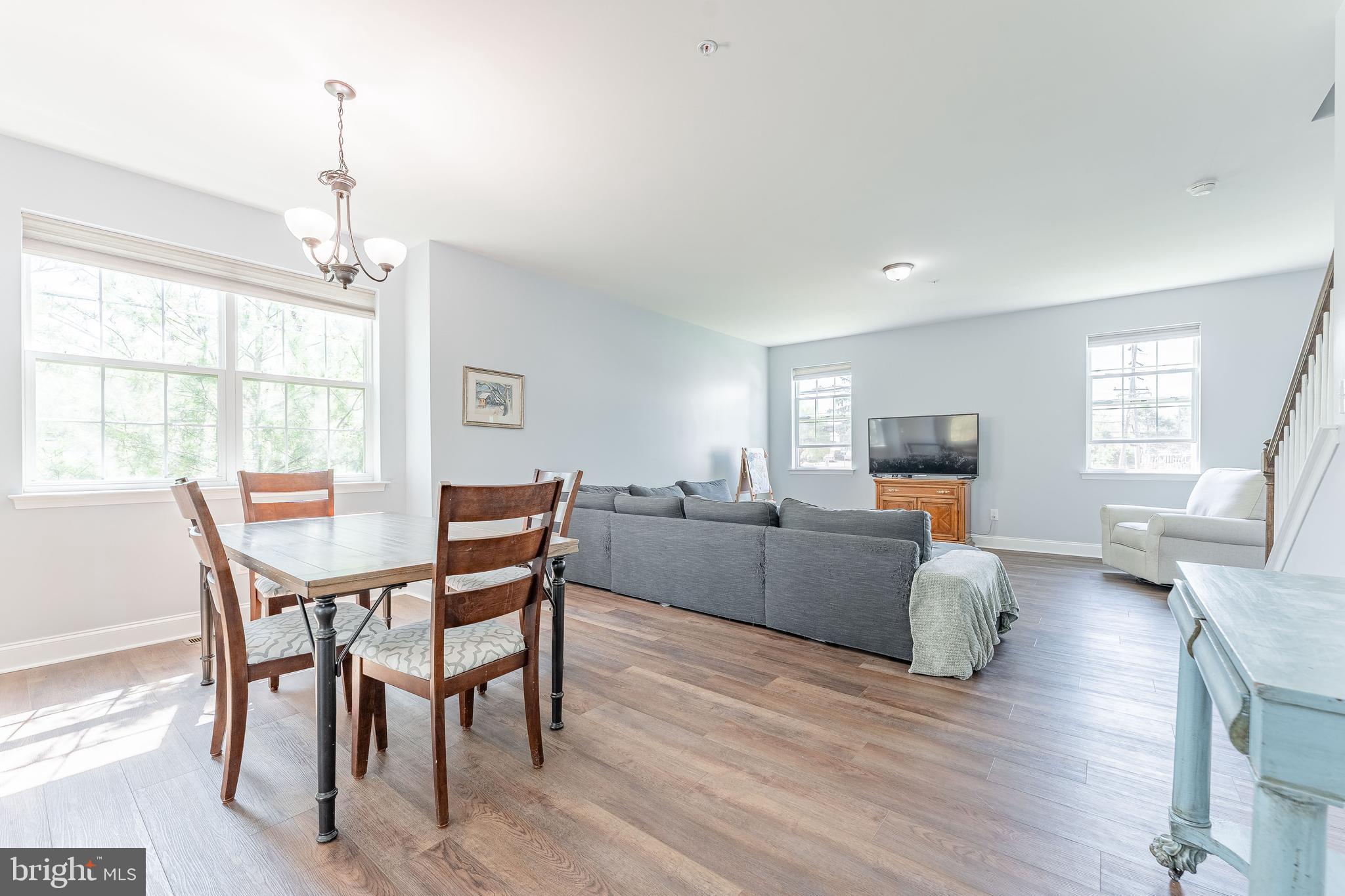 CEDAR COMMONS - Residential