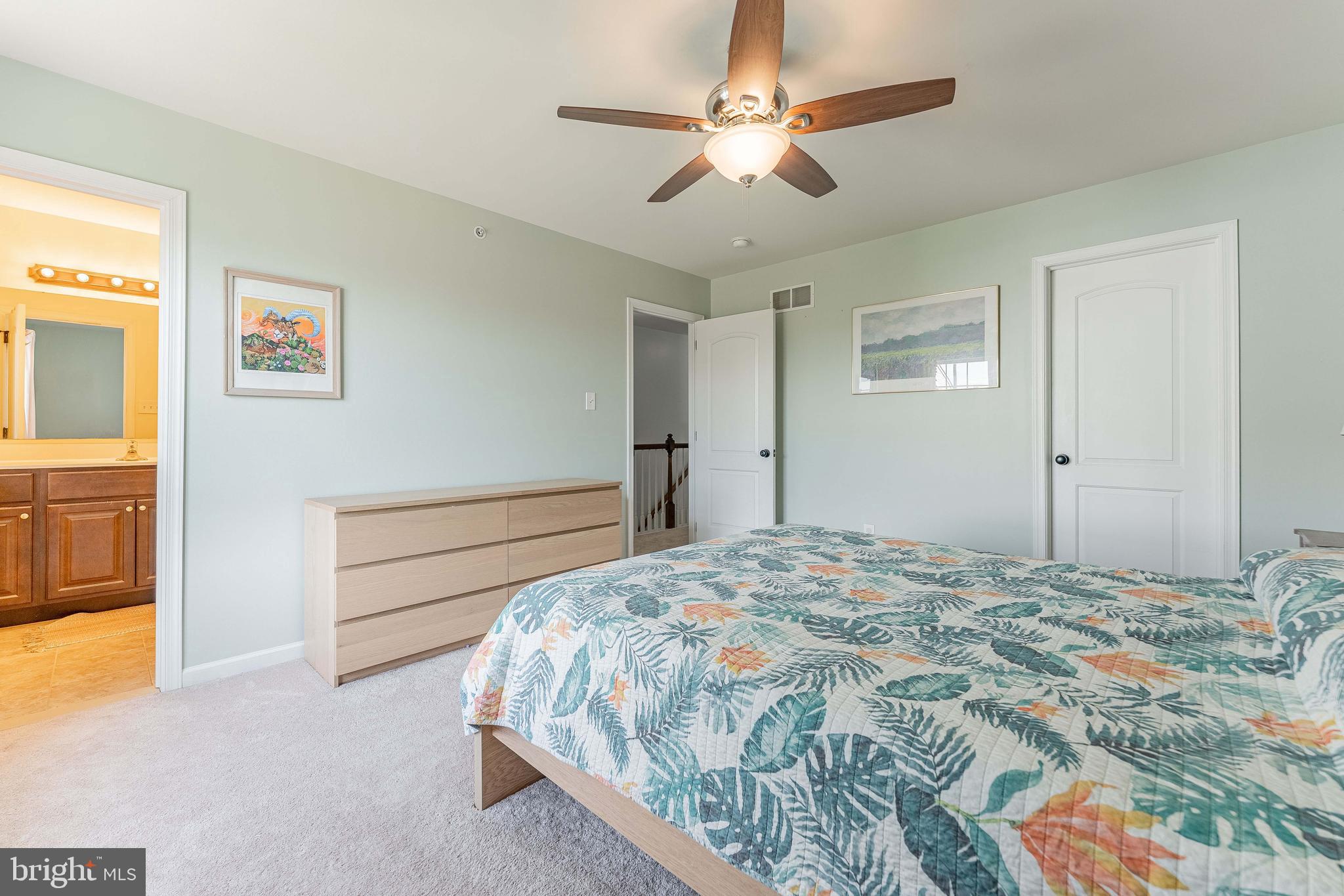 CEDAR COMMONS - Residential