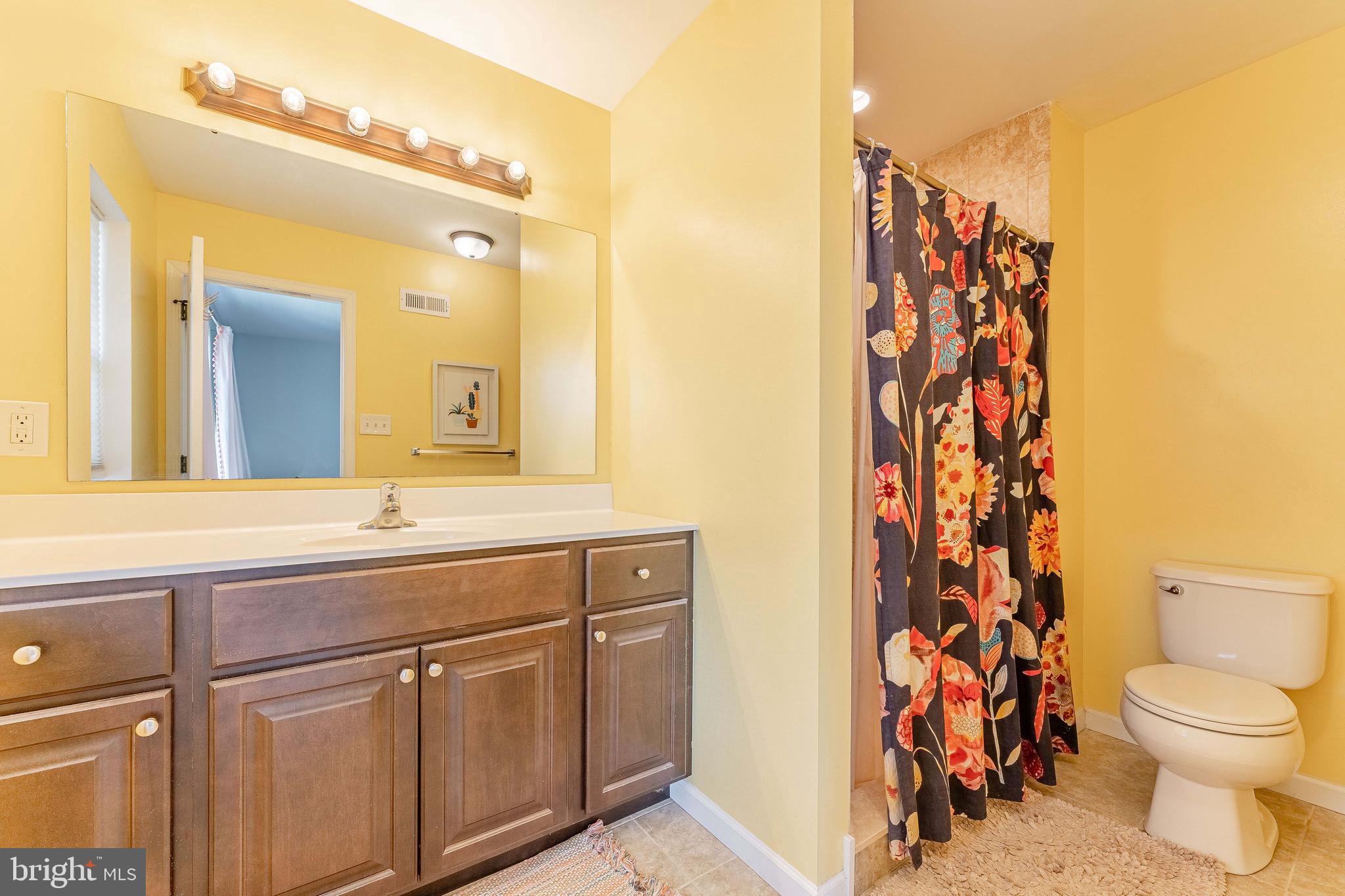 CEDAR COMMONS - Residential