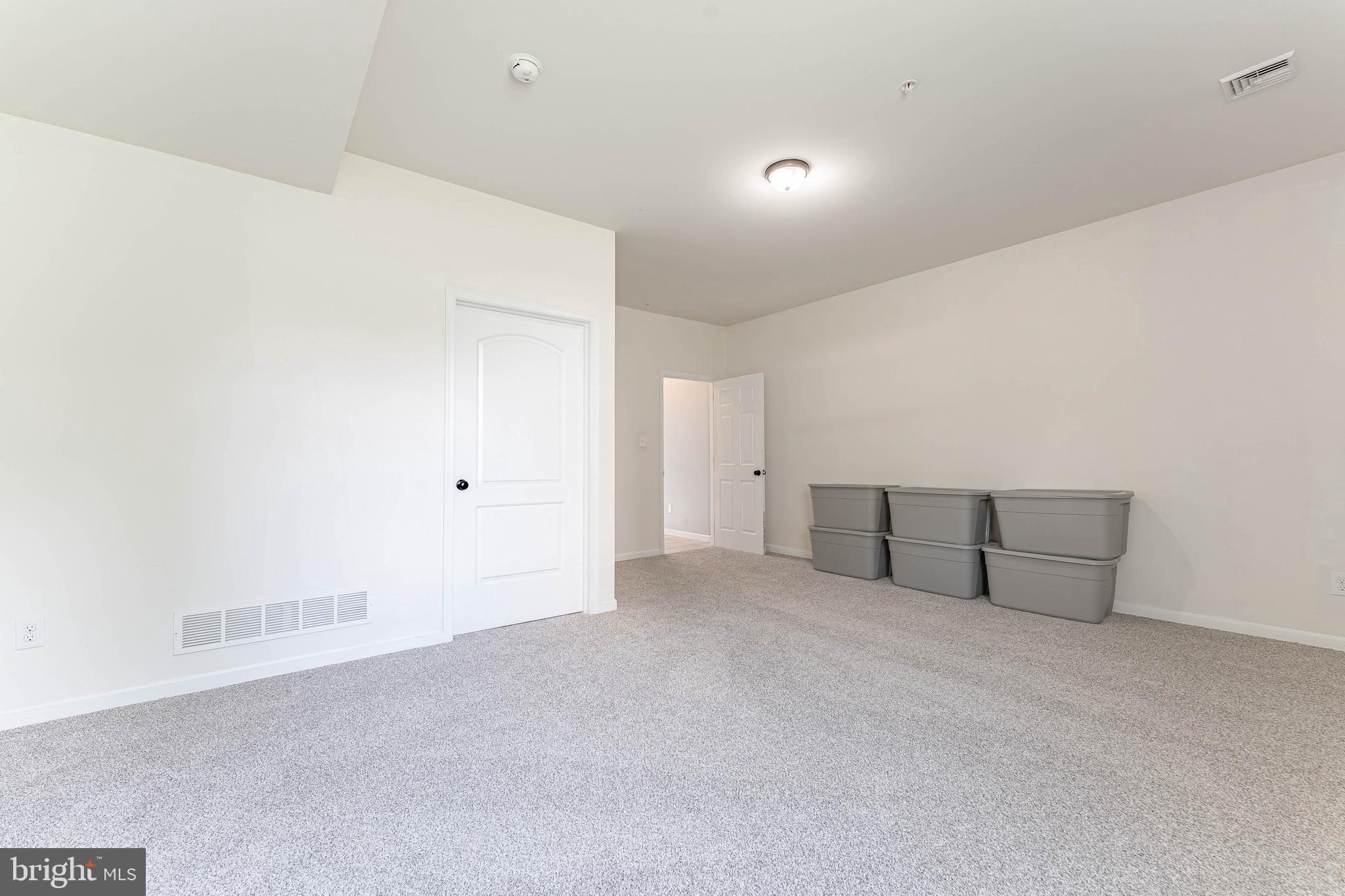 CEDAR COMMONS - Residential