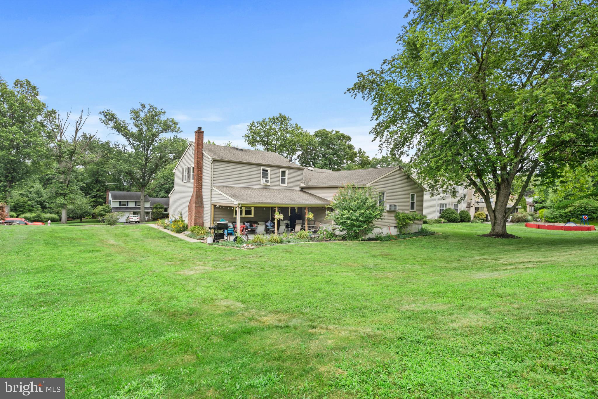 WILLOW GREENE - Residential