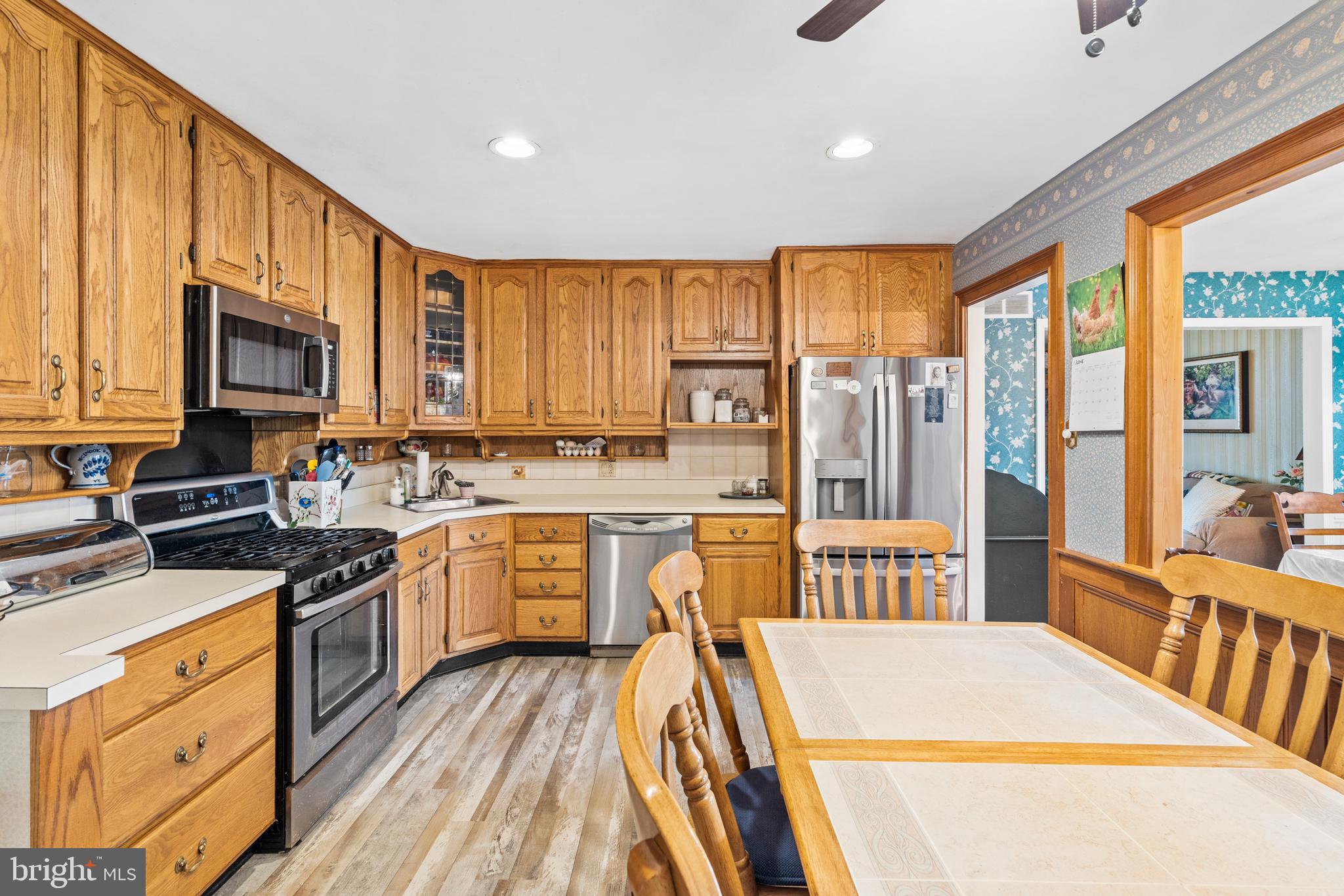 WILLOW GREENE - Residential