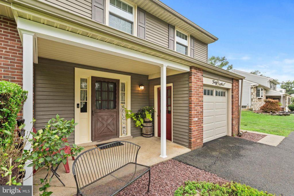 Photo of 47 Creek Road, SOUTHAMPTON, PA 18966 (MLS # PABU2100412)