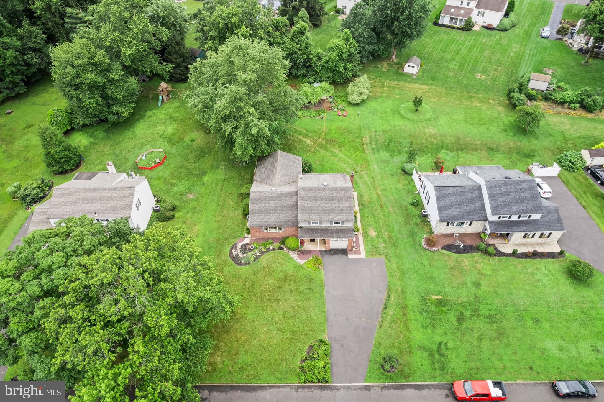 WILLOW GREENE - Residential