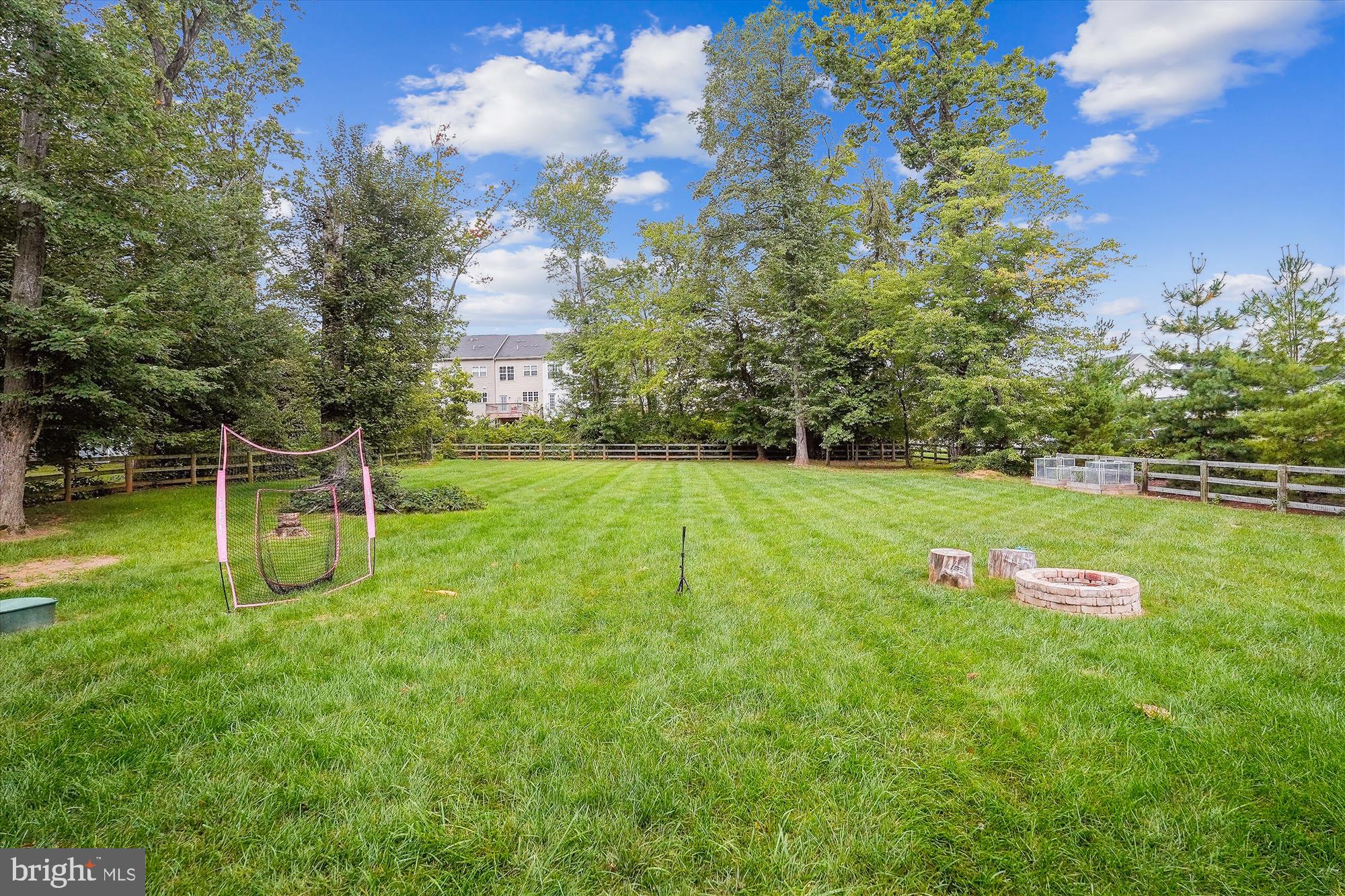 WARNER - Residential