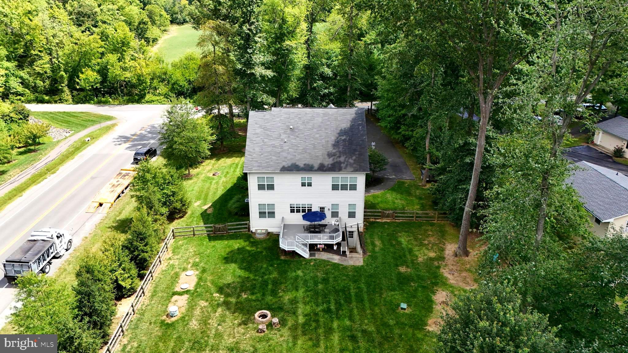 WARNER - Residential