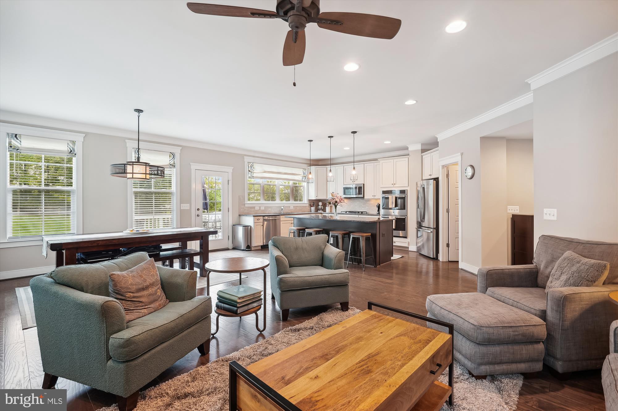 WARNER - Residential