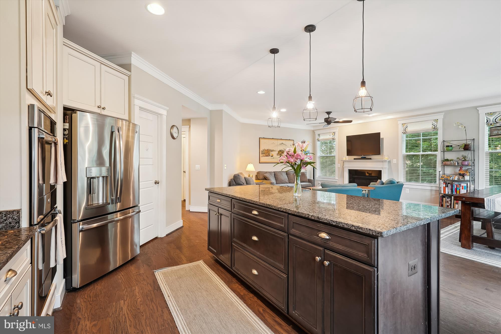 WARNER - Residential