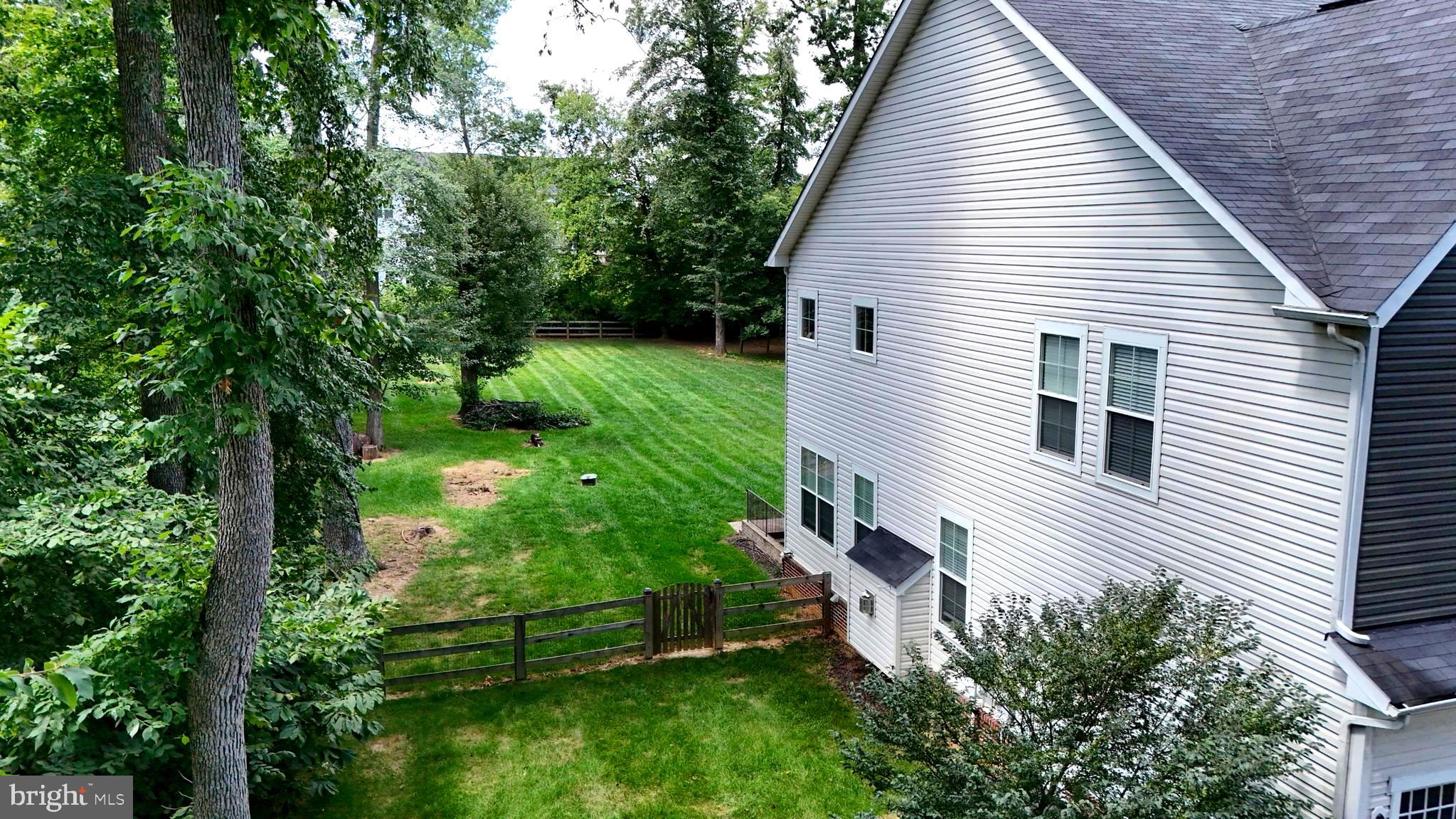 WARNER - Residential