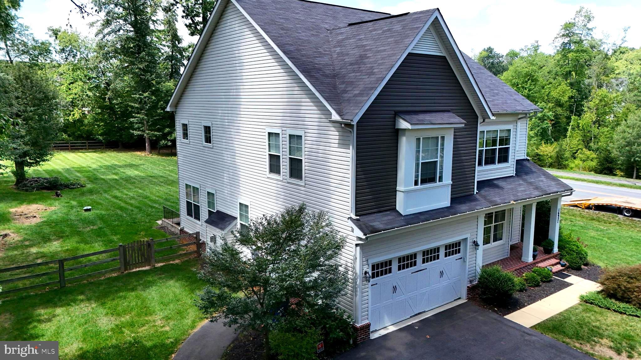 WARNER - Residential