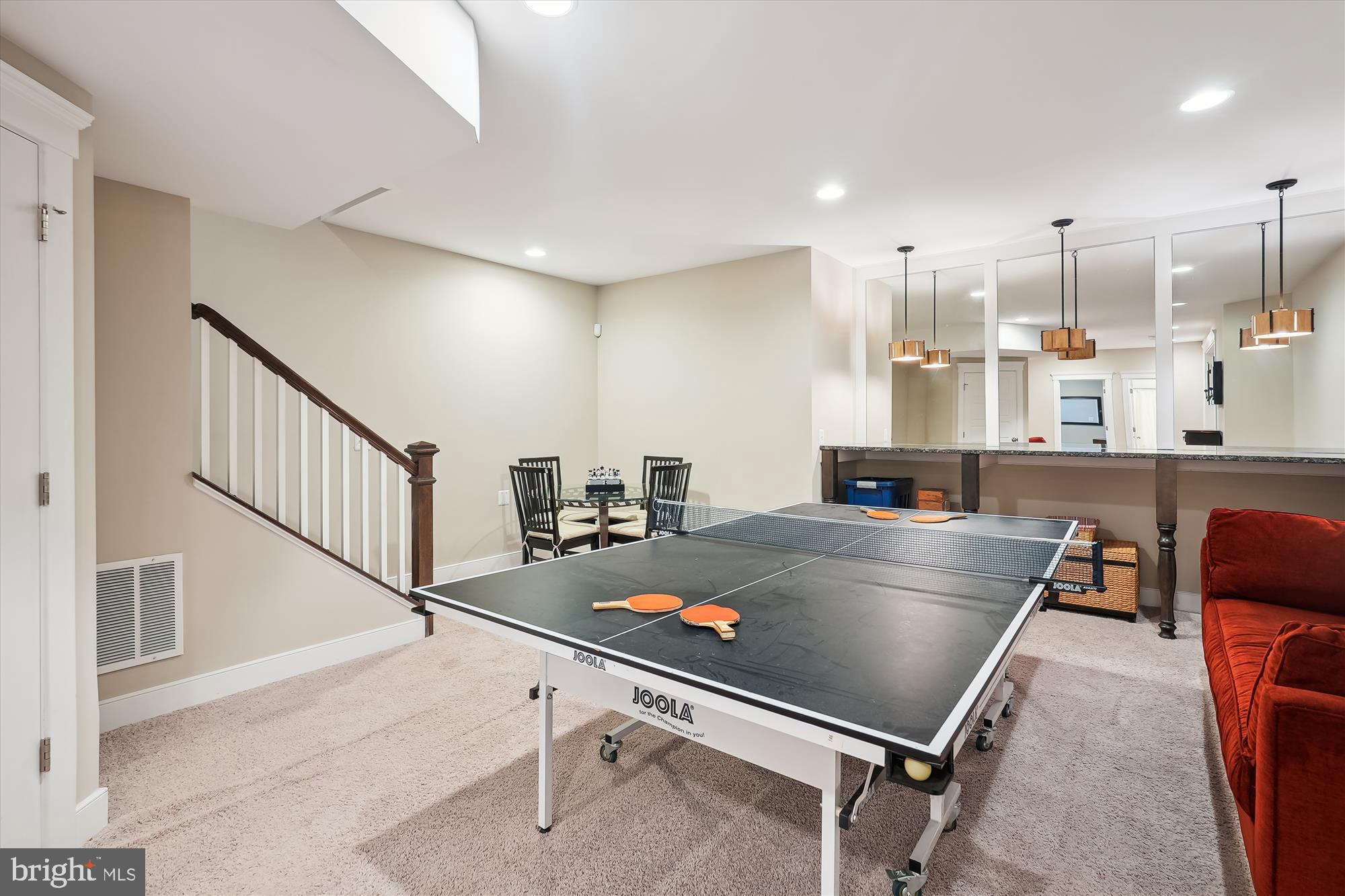 WARNER - Residential