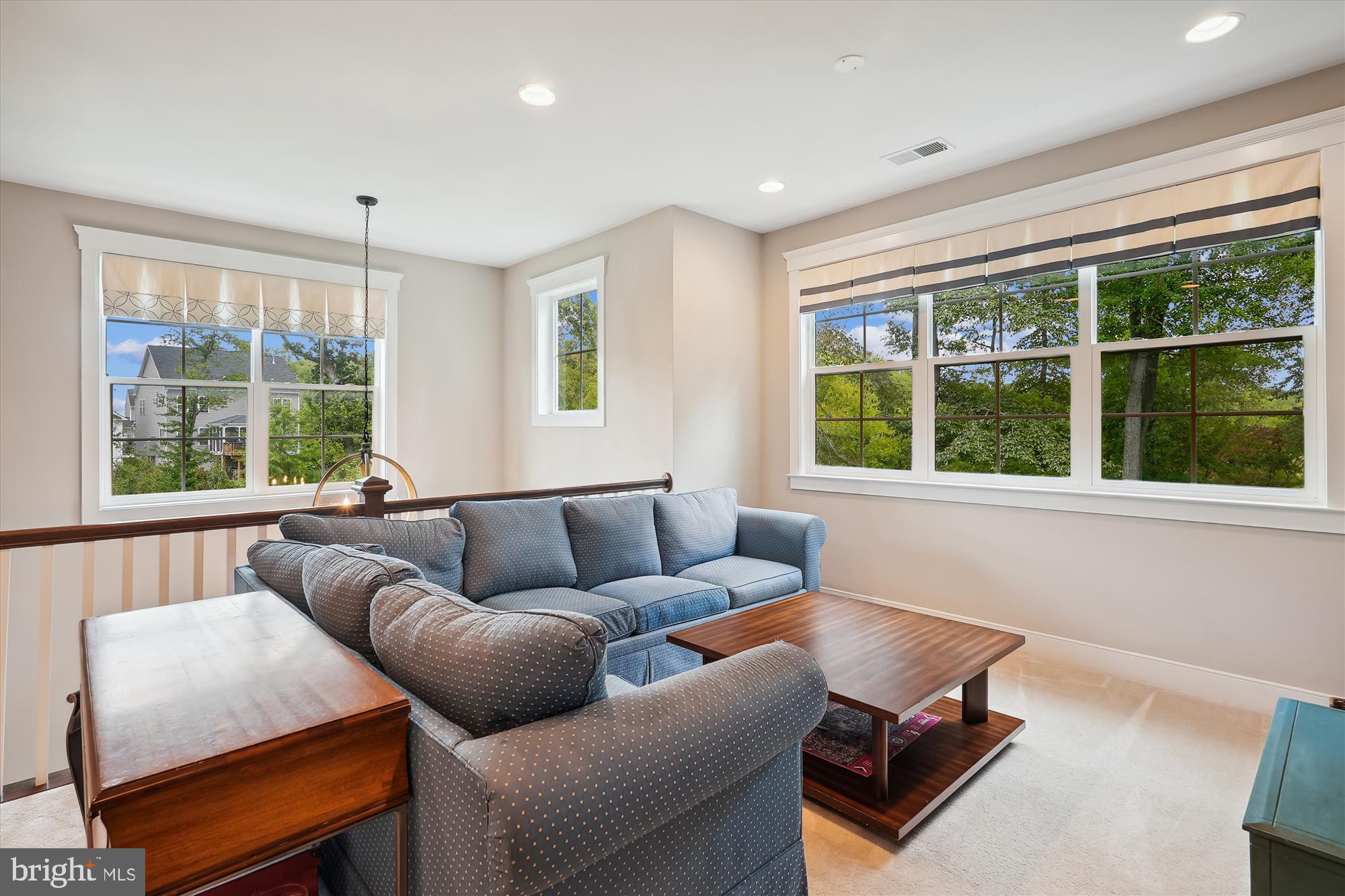 WARNER - Residential