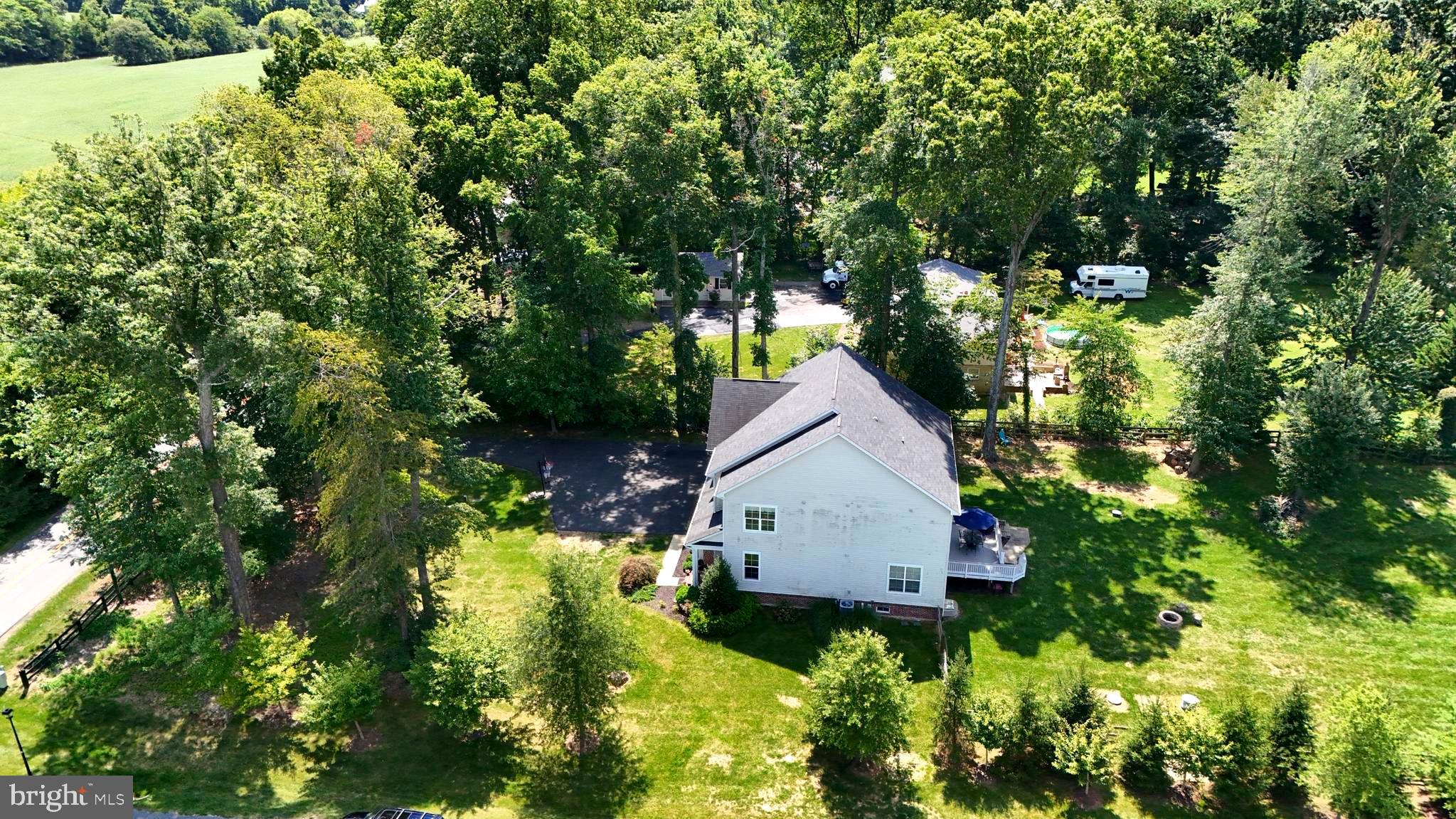 WARNER - Residential