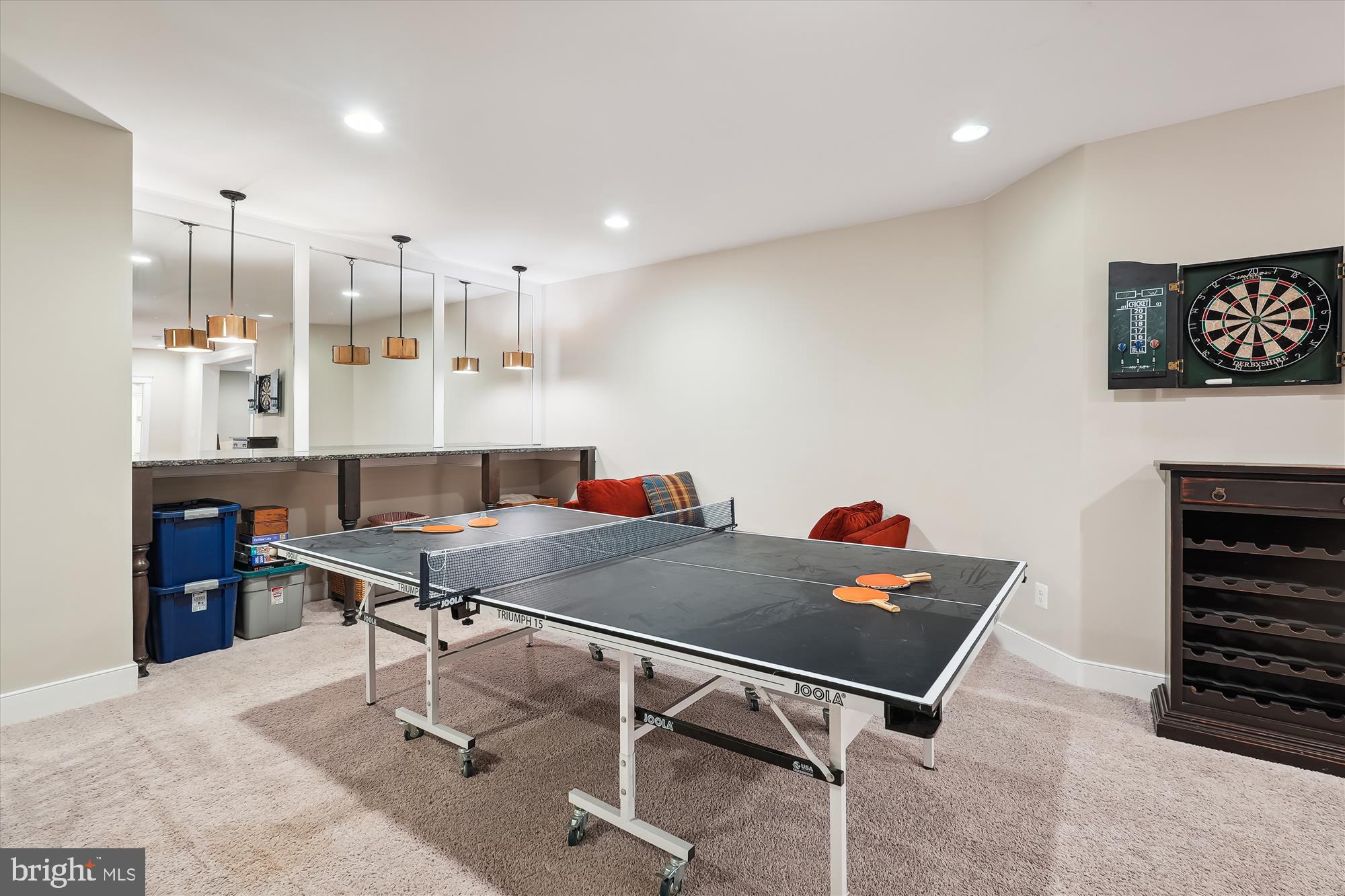 WARNER - Residential