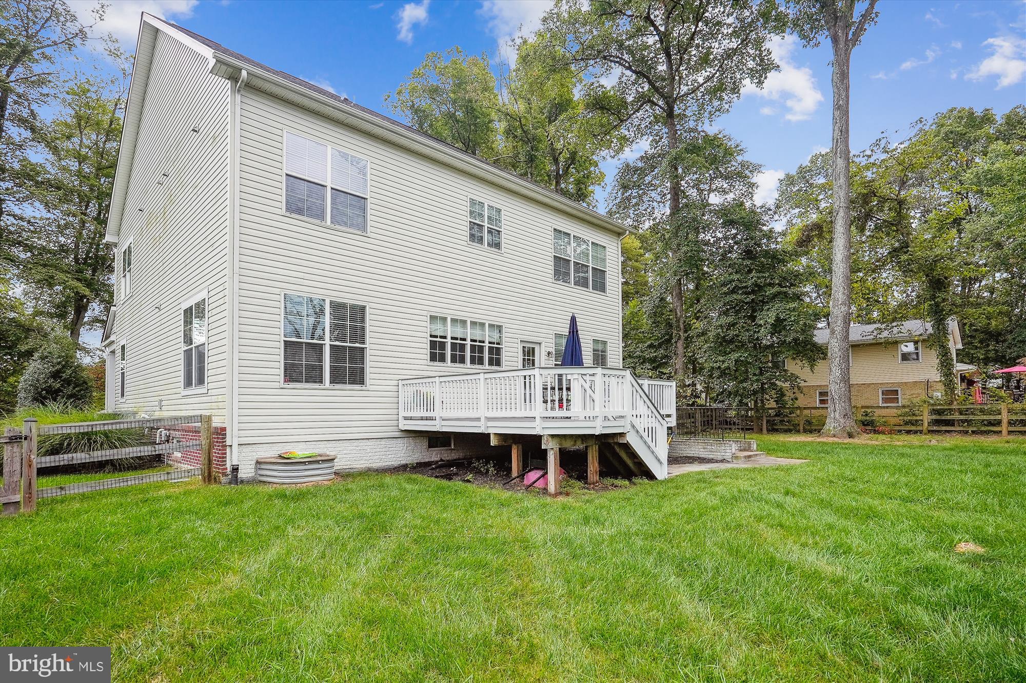 WARNER - Residential