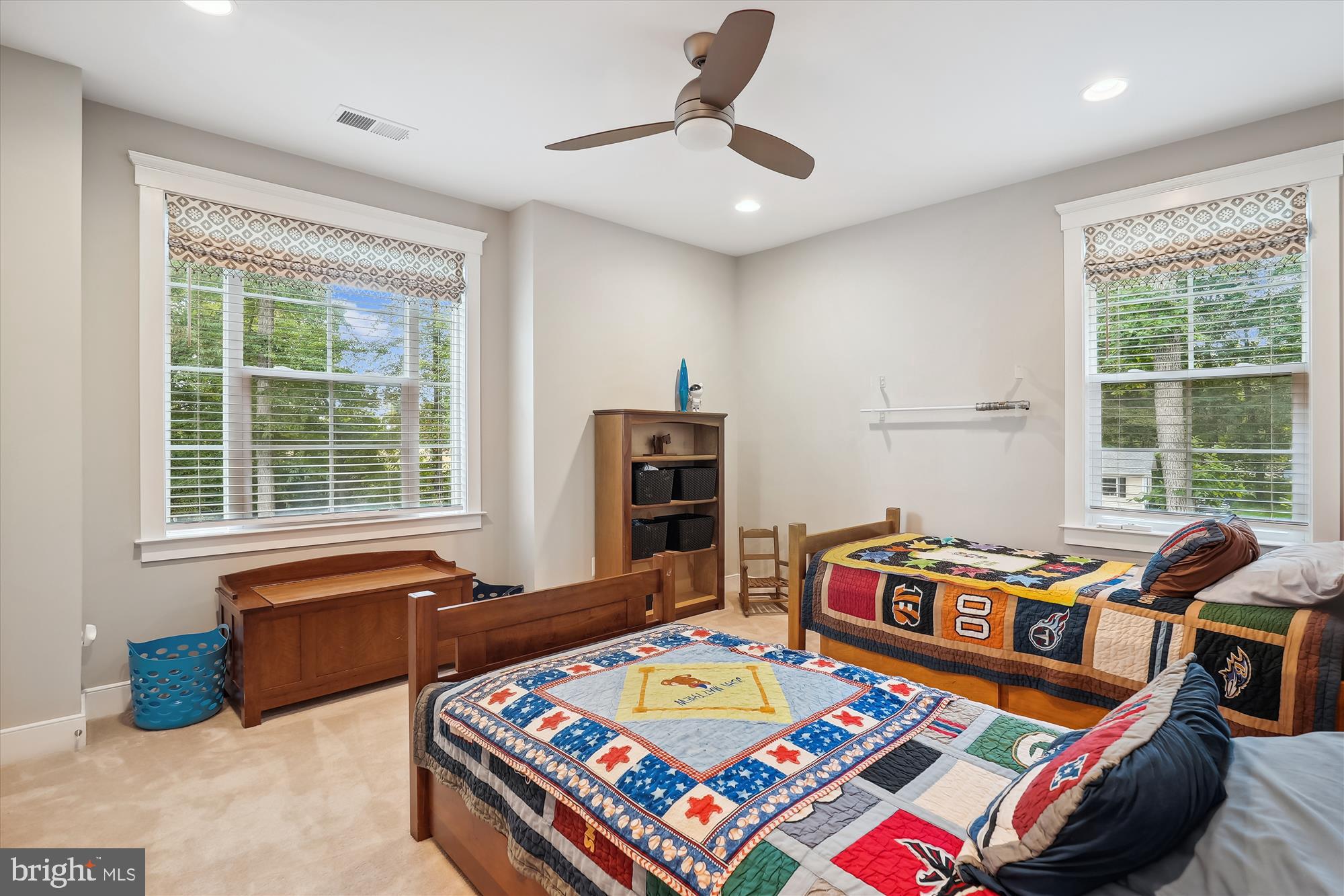 WARNER - Residential