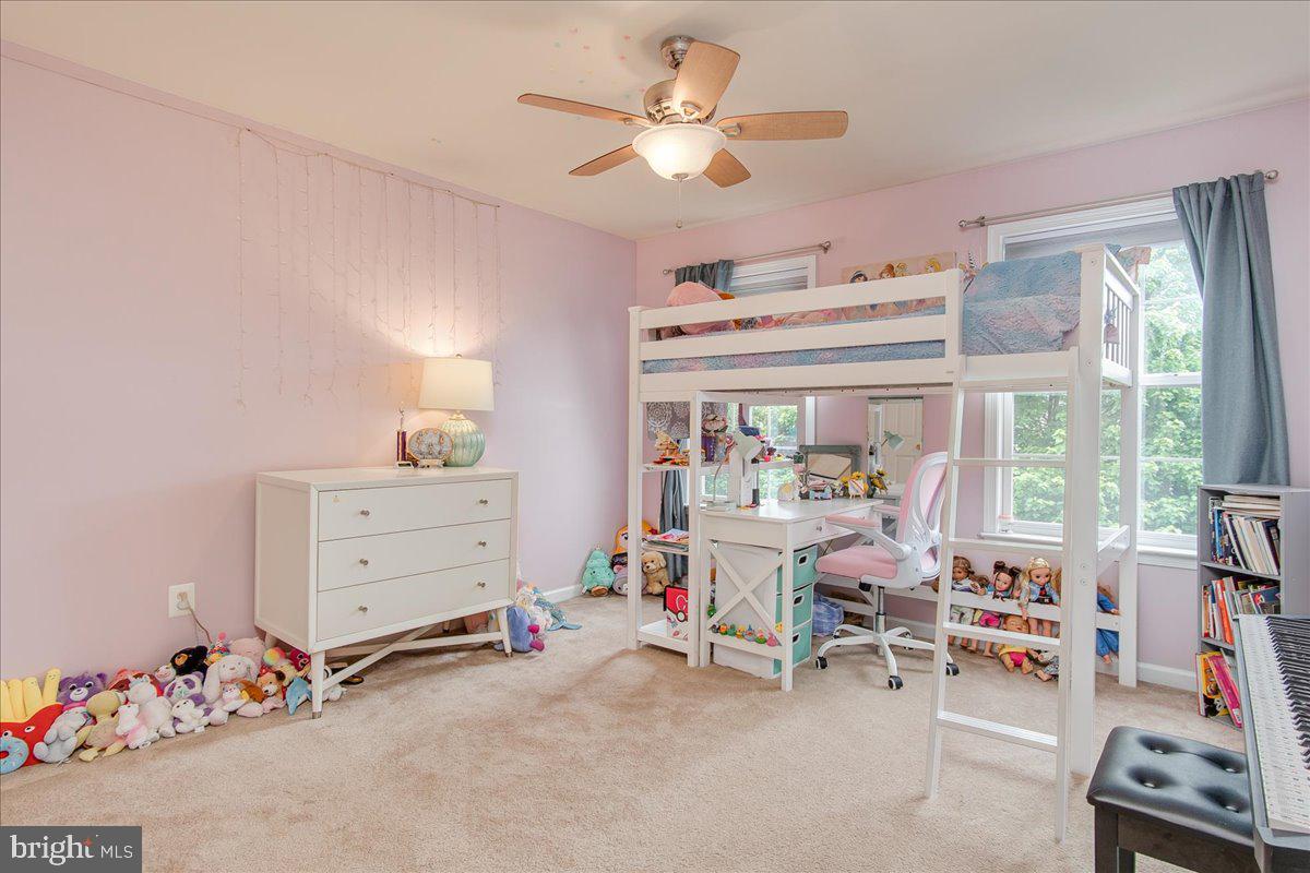 ST JAMES VILLAGE NORTH - Residential