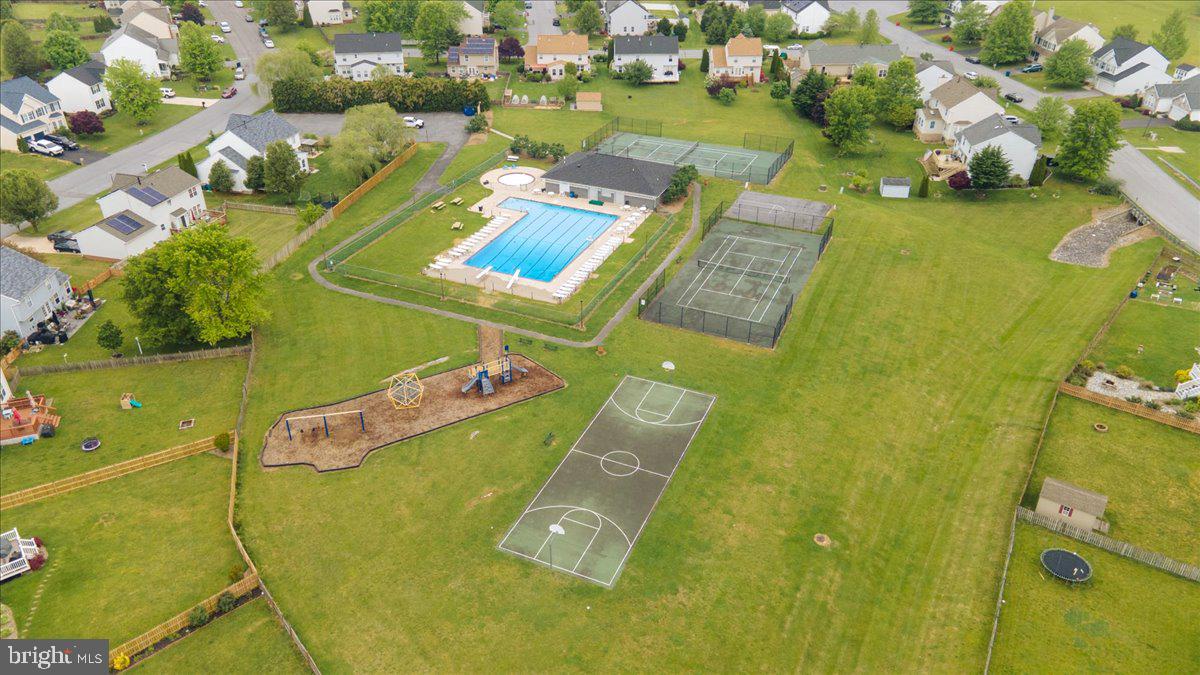 ST JAMES VILLAGE NORTH - Residential