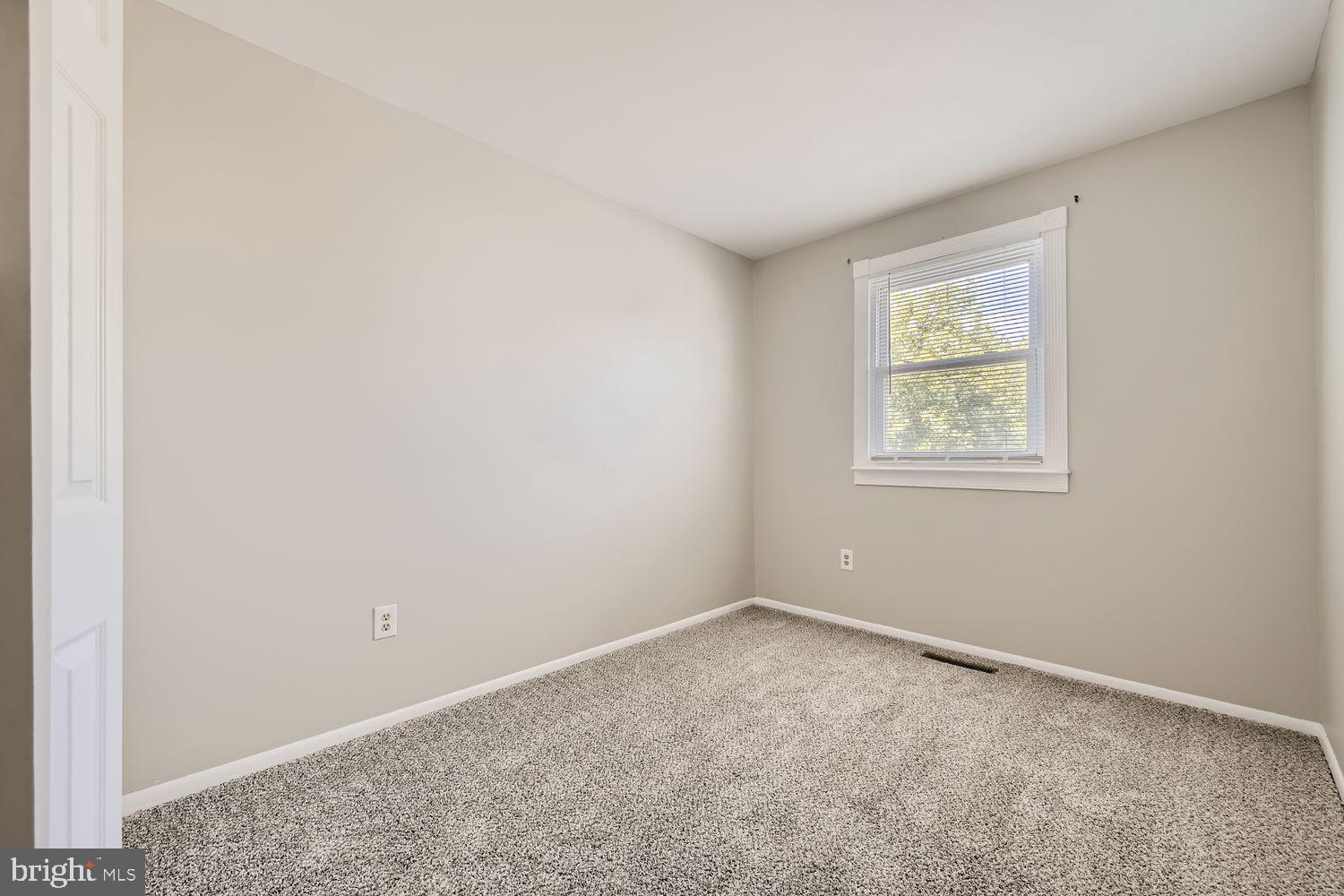 VILLA CAPRI - Residential Lease