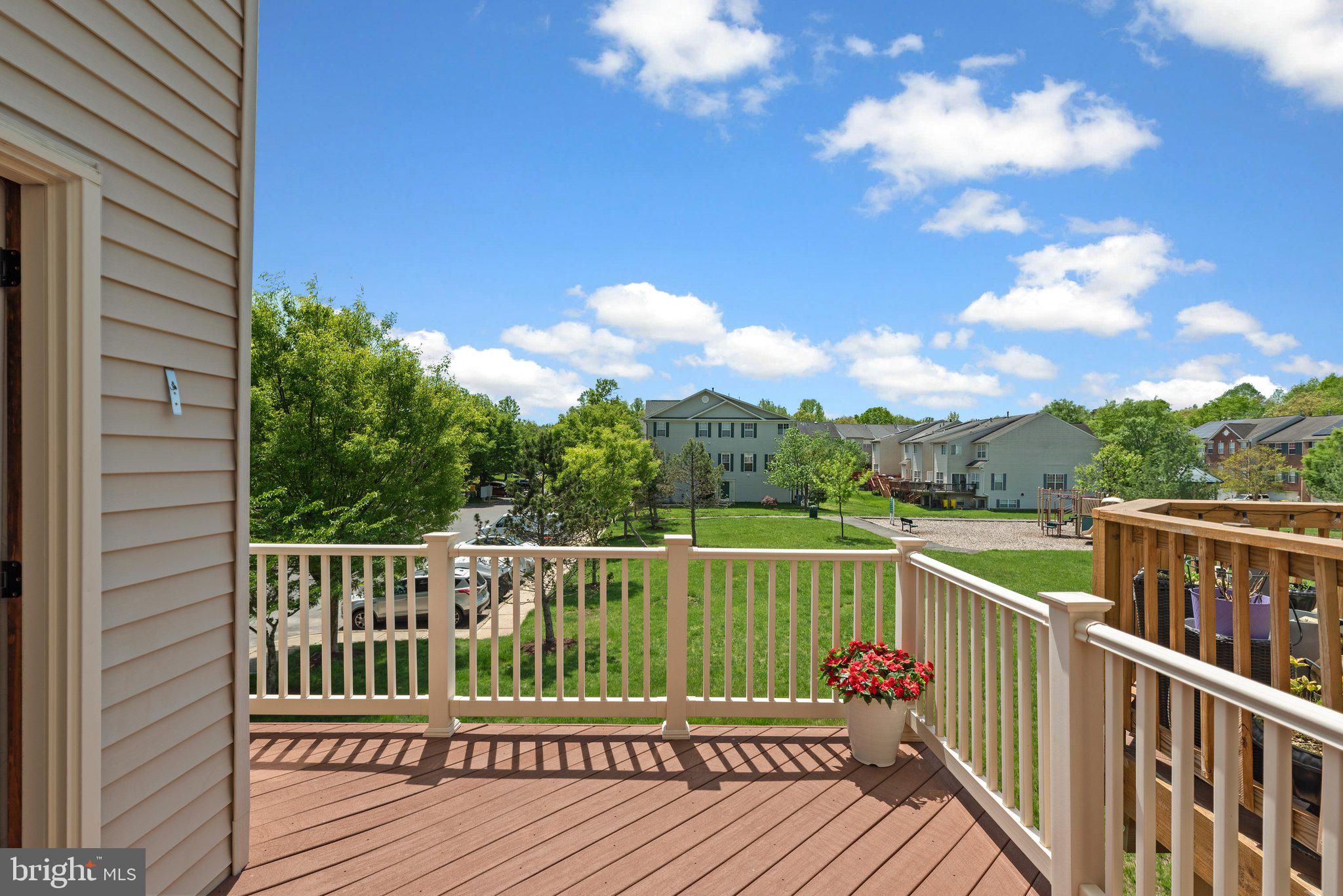 1535 FALLING BROOK COURT
