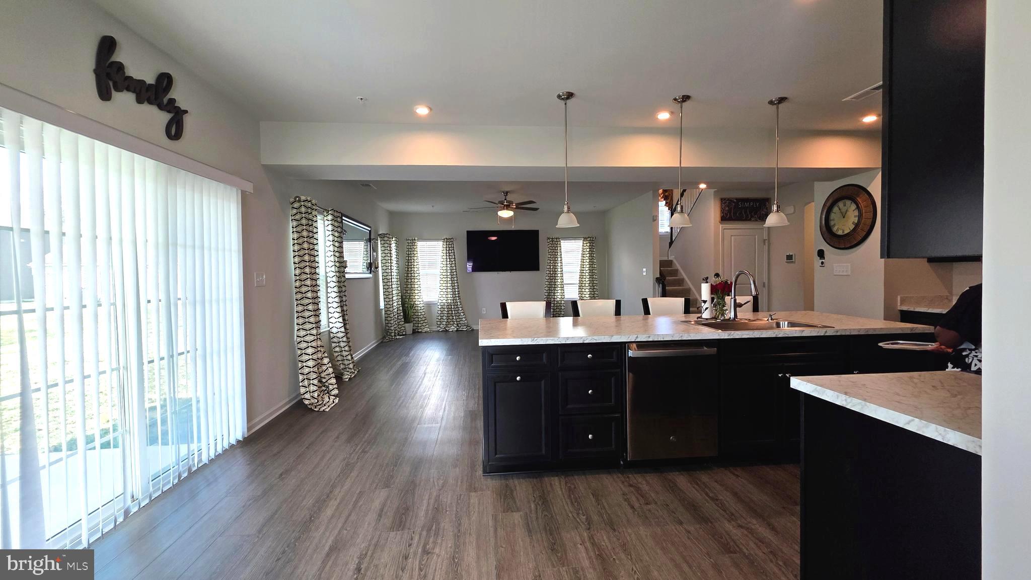 WOOD CREEK GOLF COMM - Residential