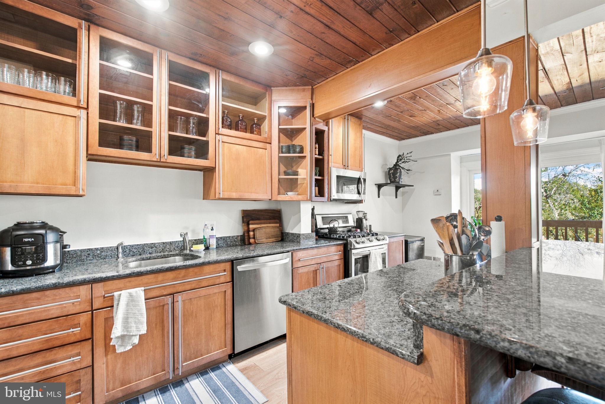 101 SKYHILL ROAD 303