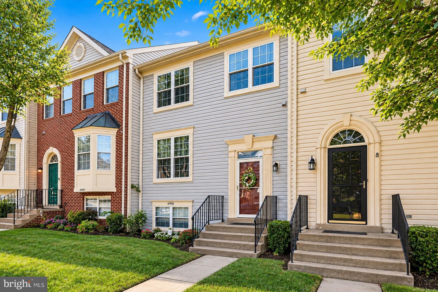 47595 COMER SQUARE