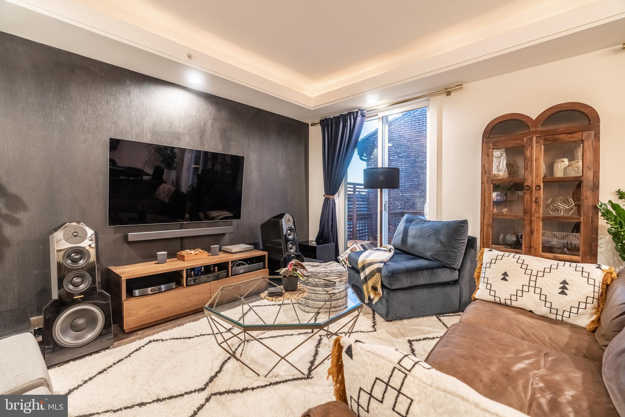FISHTOWN - Residential Lease