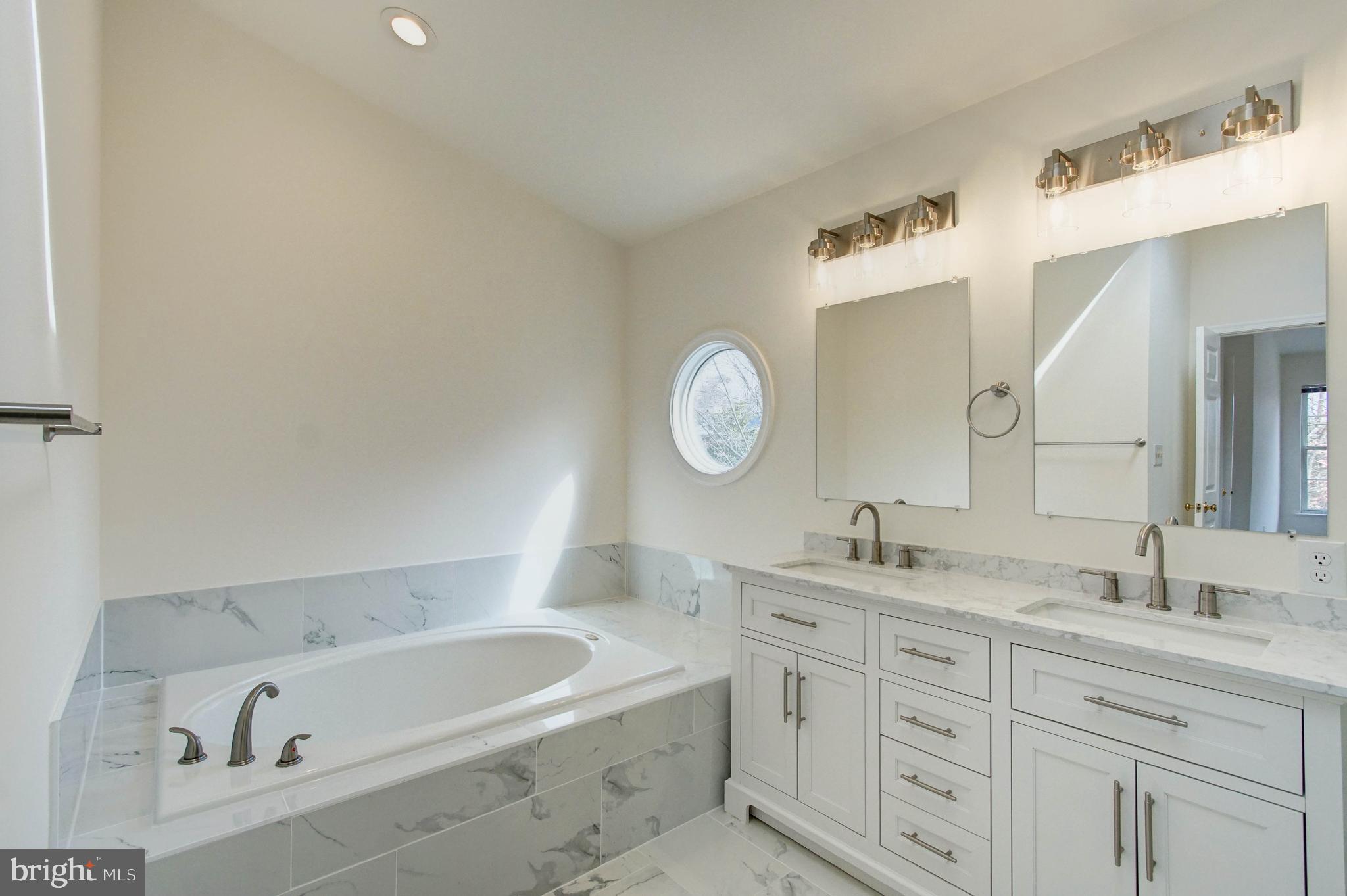 OLD MILL - Residential