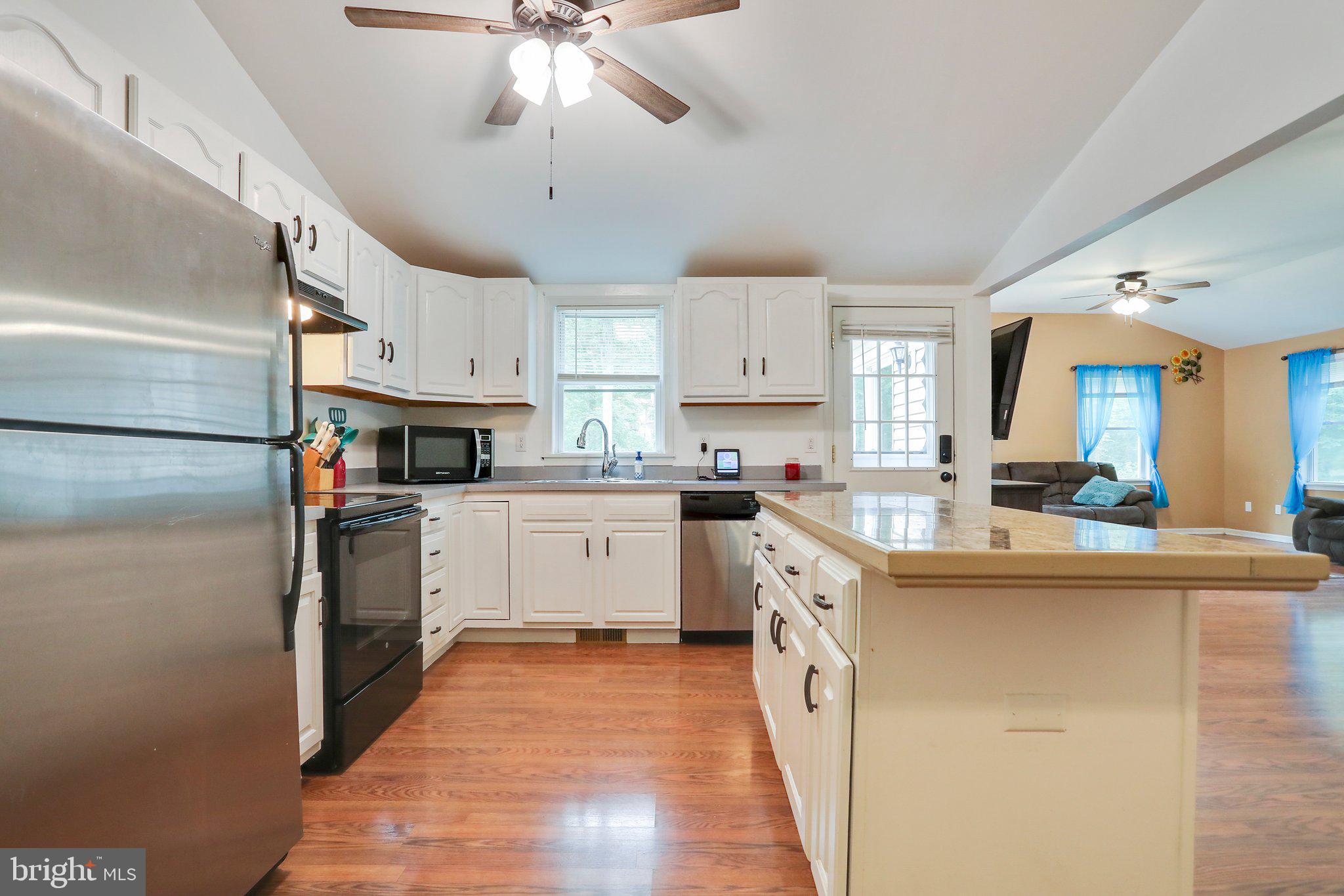 POTOMAC WOODS - Residential