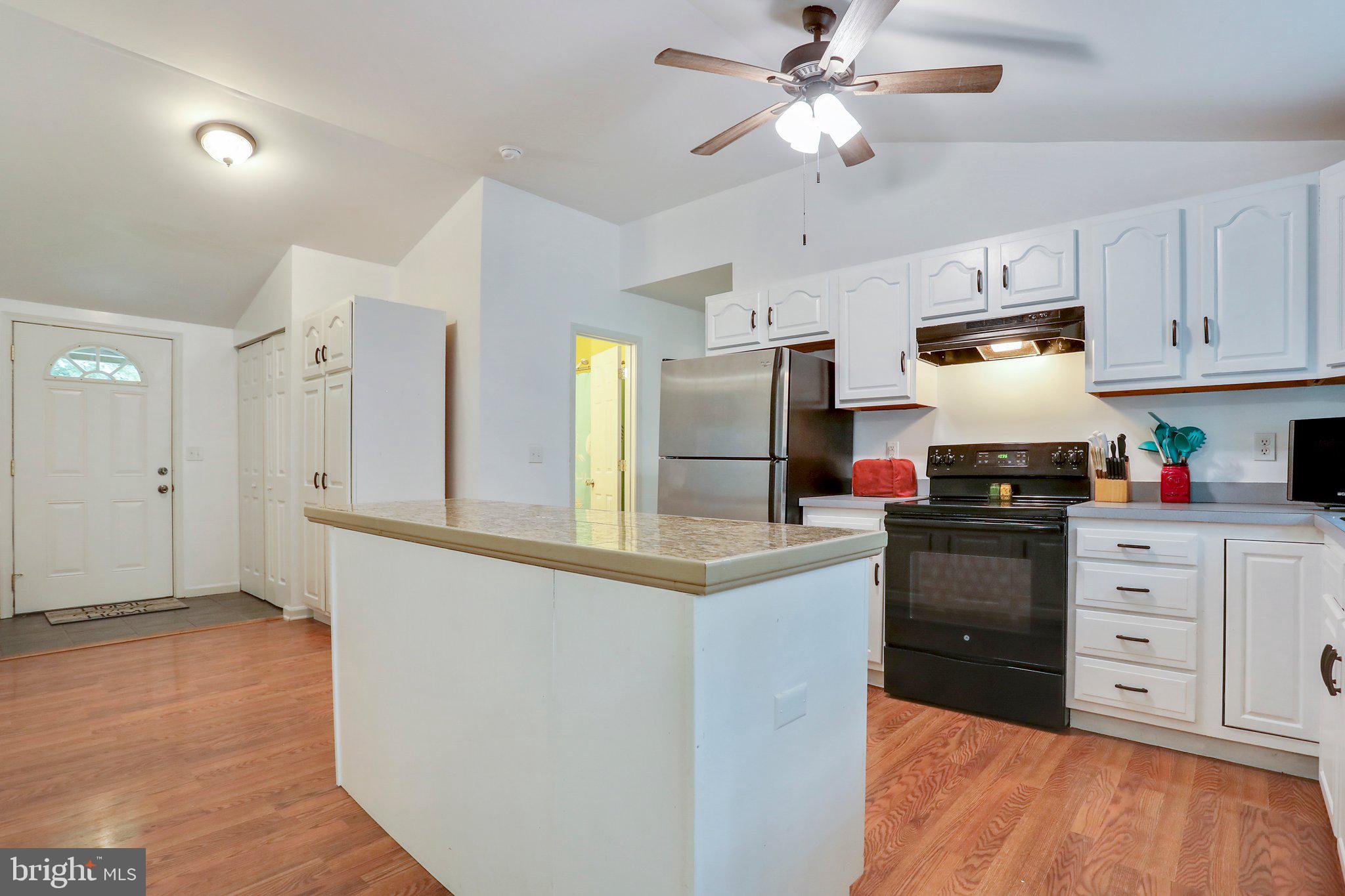 POTOMAC WOODS - Residential