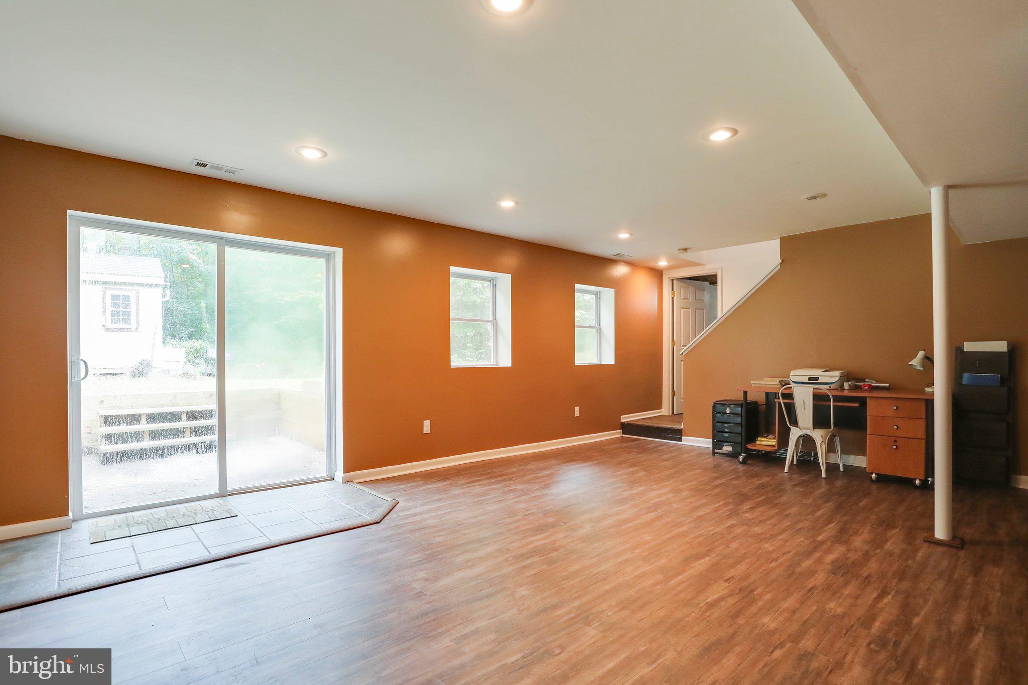 POTOMAC WOODS - Residential