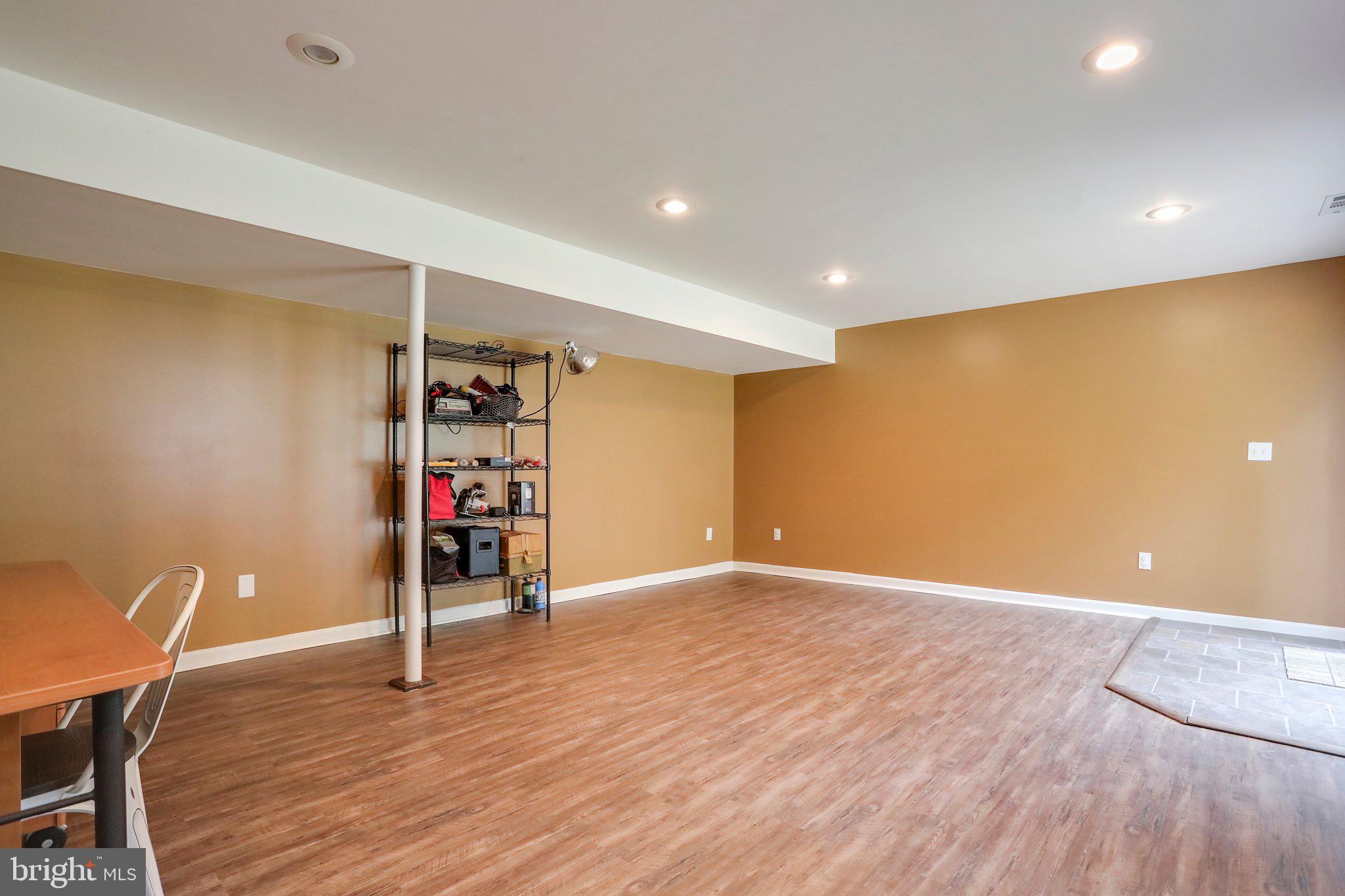 POTOMAC WOODS - Residential