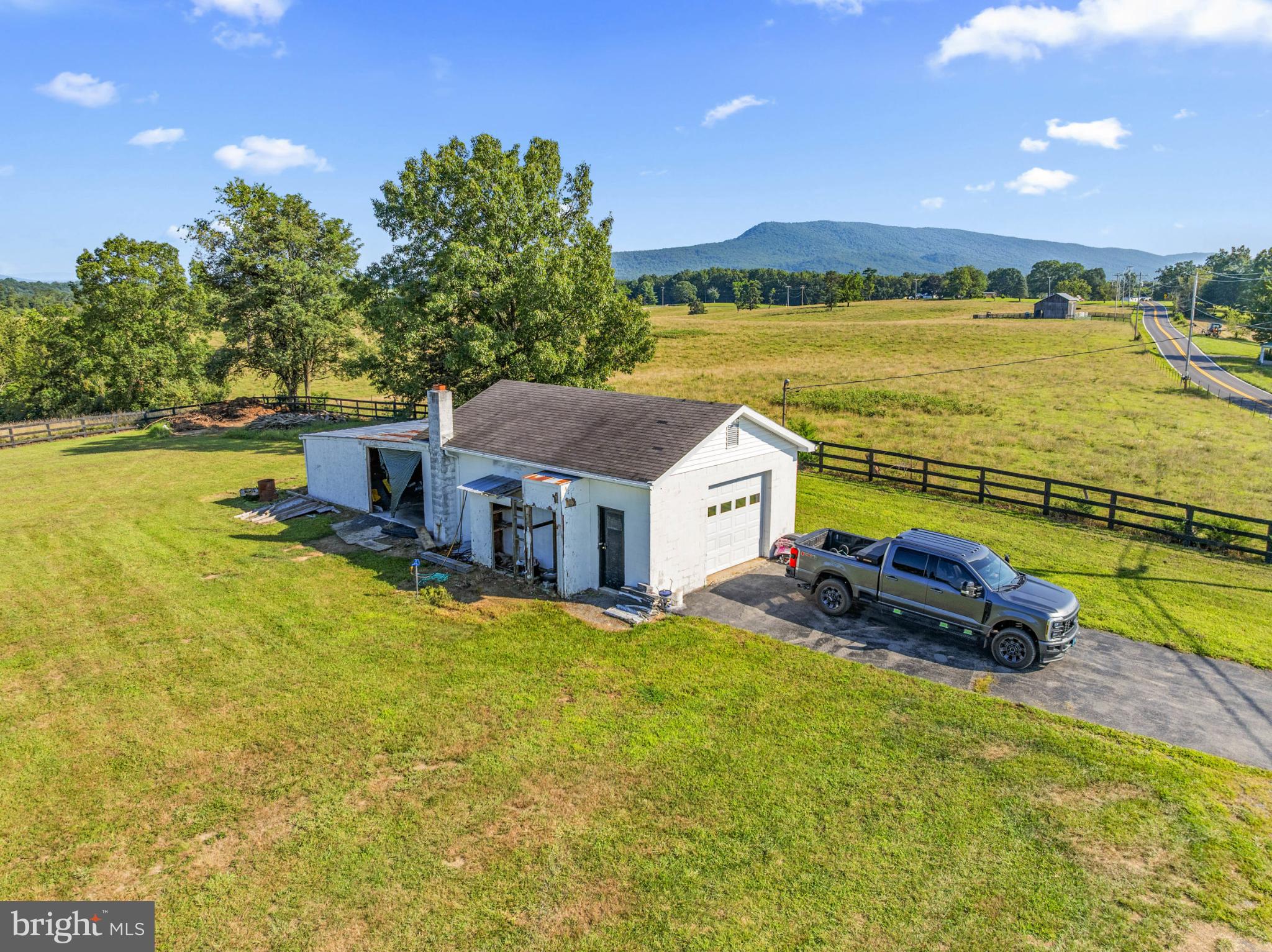 995 FORD HILL ROAD